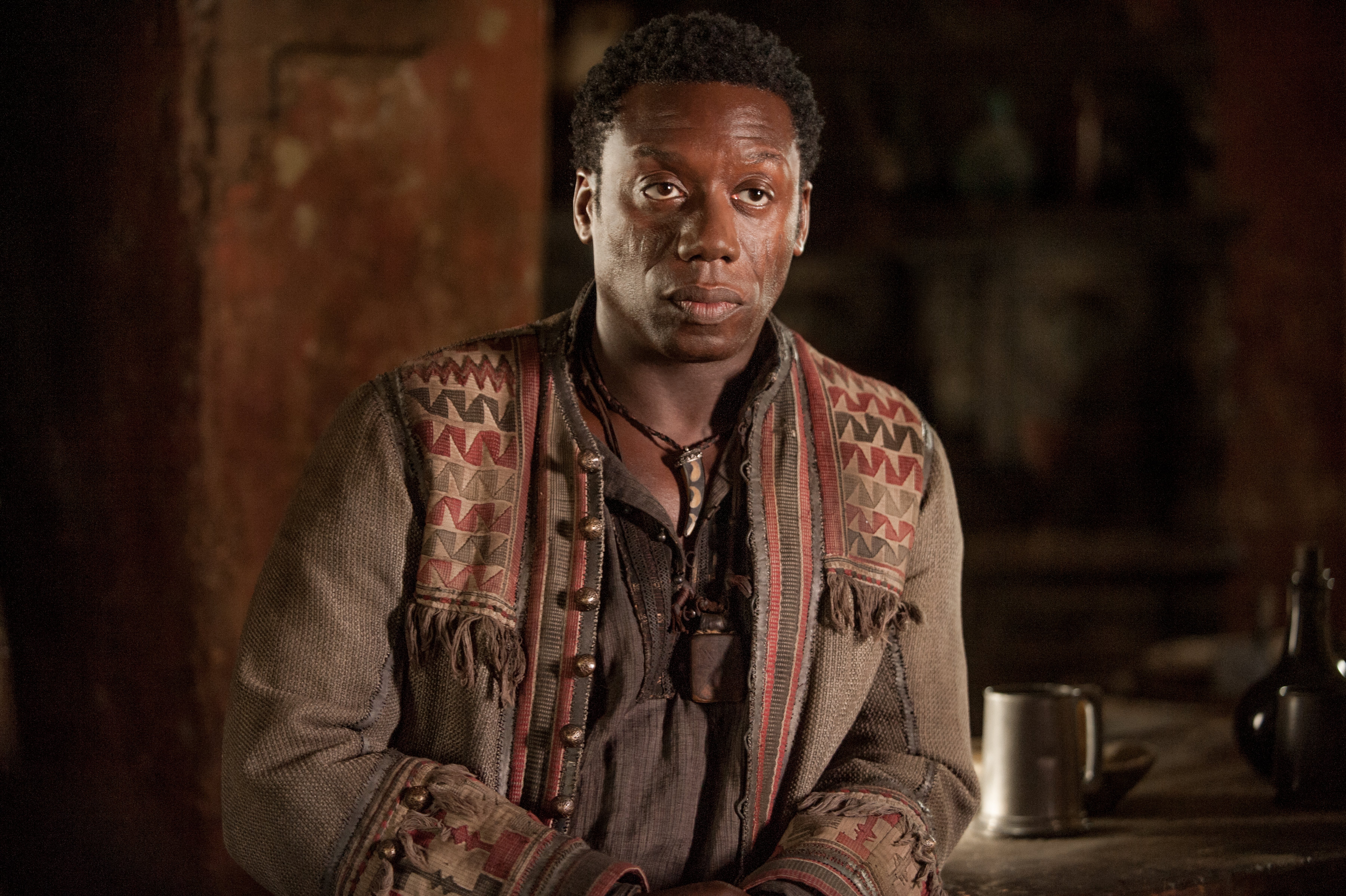 Hakeem Kae-Kazim in costume HD Wallpaper