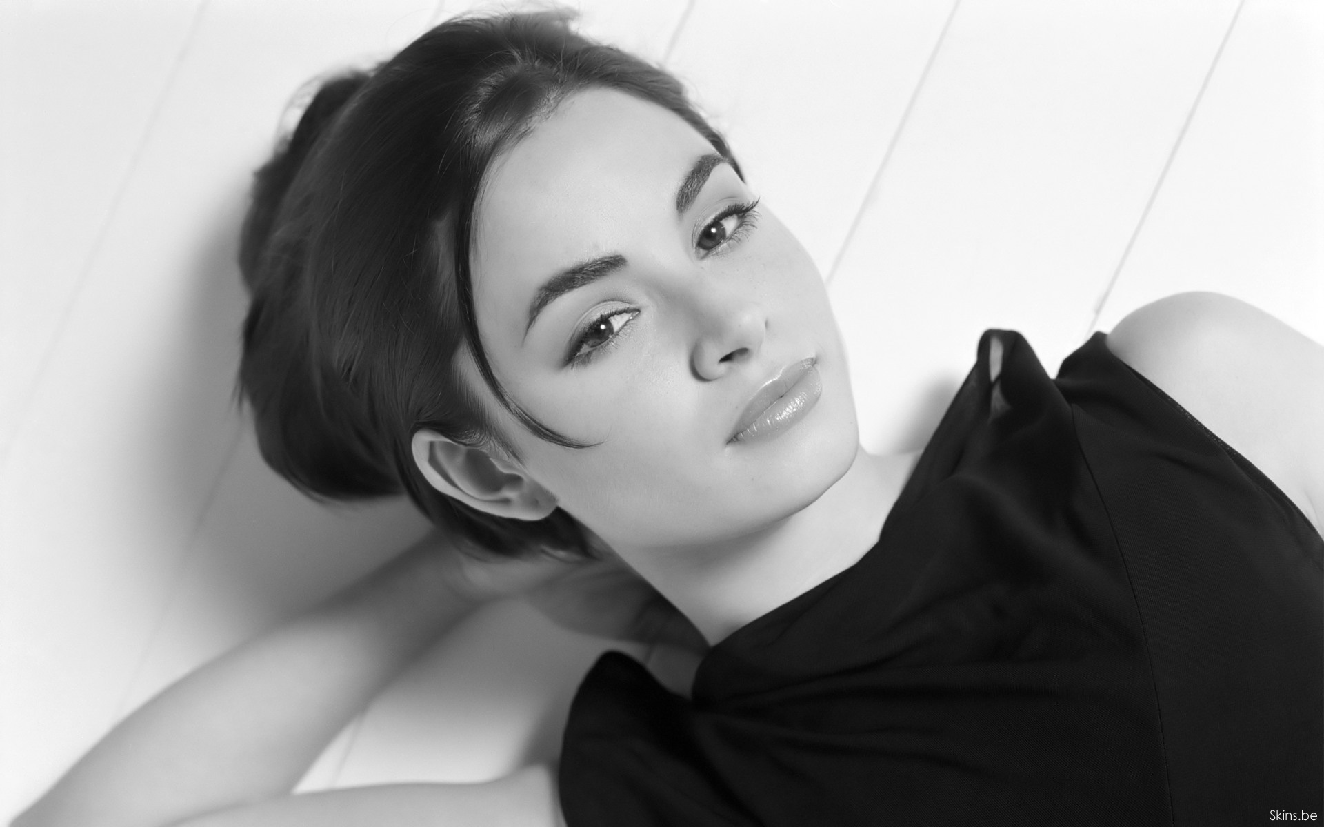 Mía Maestro HD Wallpaper