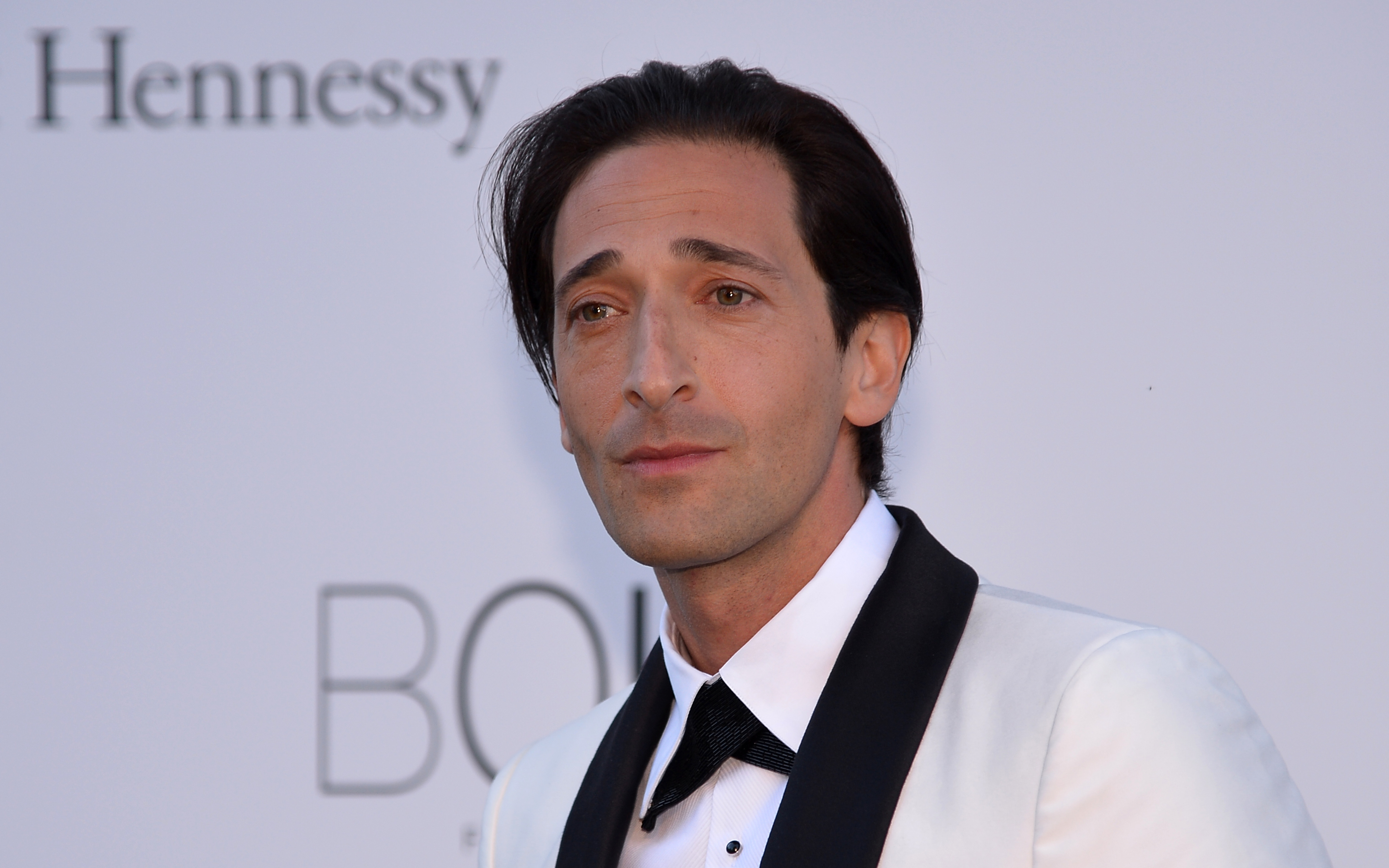 Adrien Brody at an event HD Wallpaper