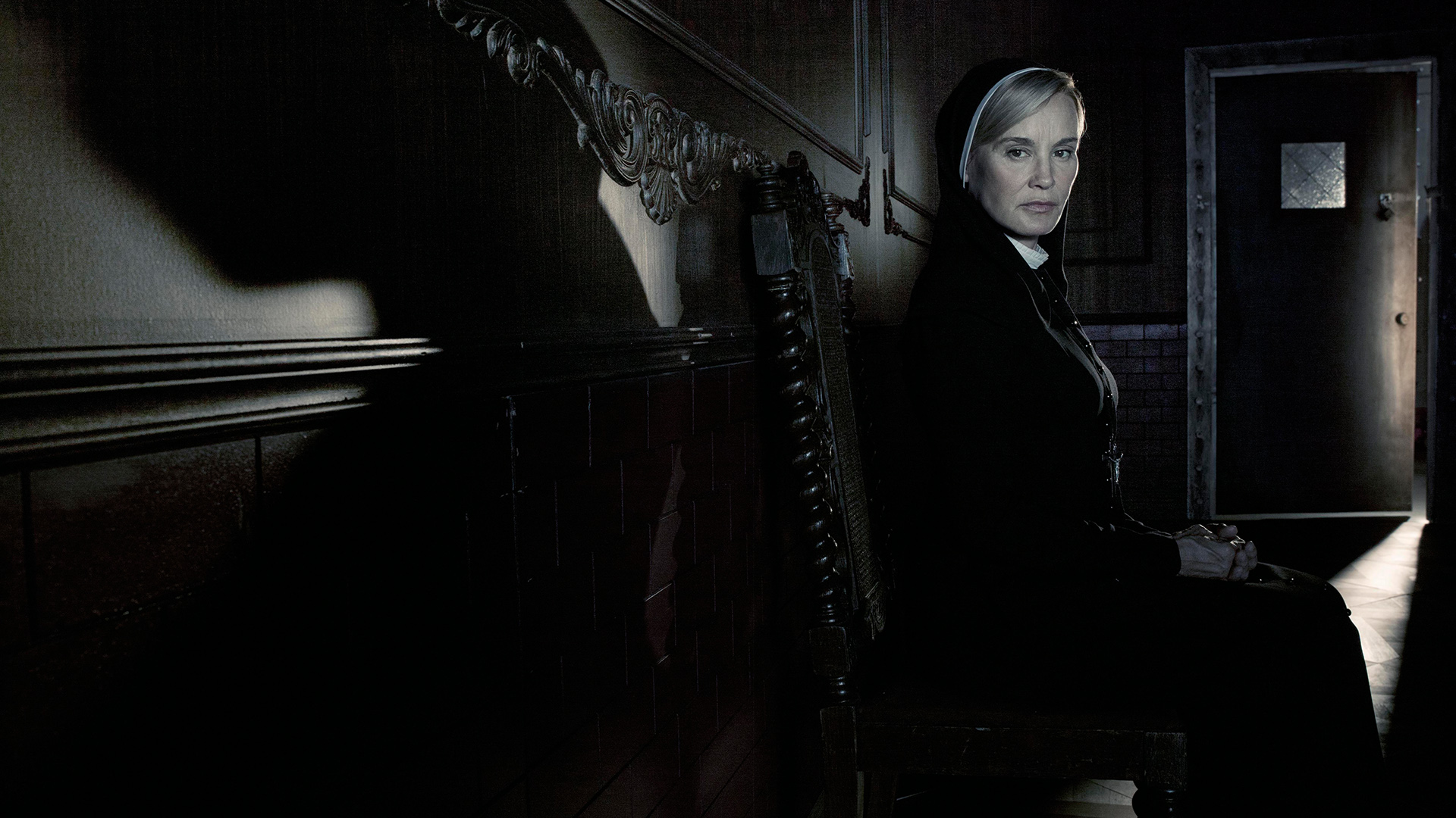 Jessica Lange as Sister Jude in American Horror Story HD Wallpaper