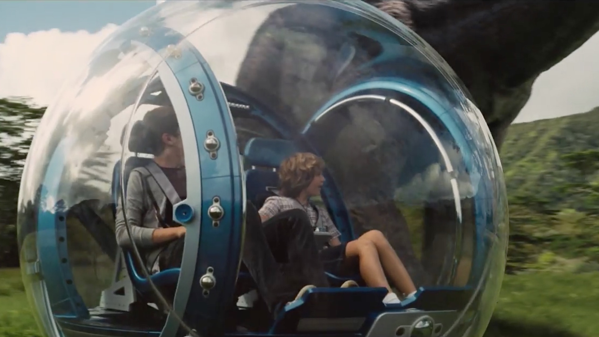 Nick Robinson in a Gyrosphere from Jurassic World HD Wallpaper