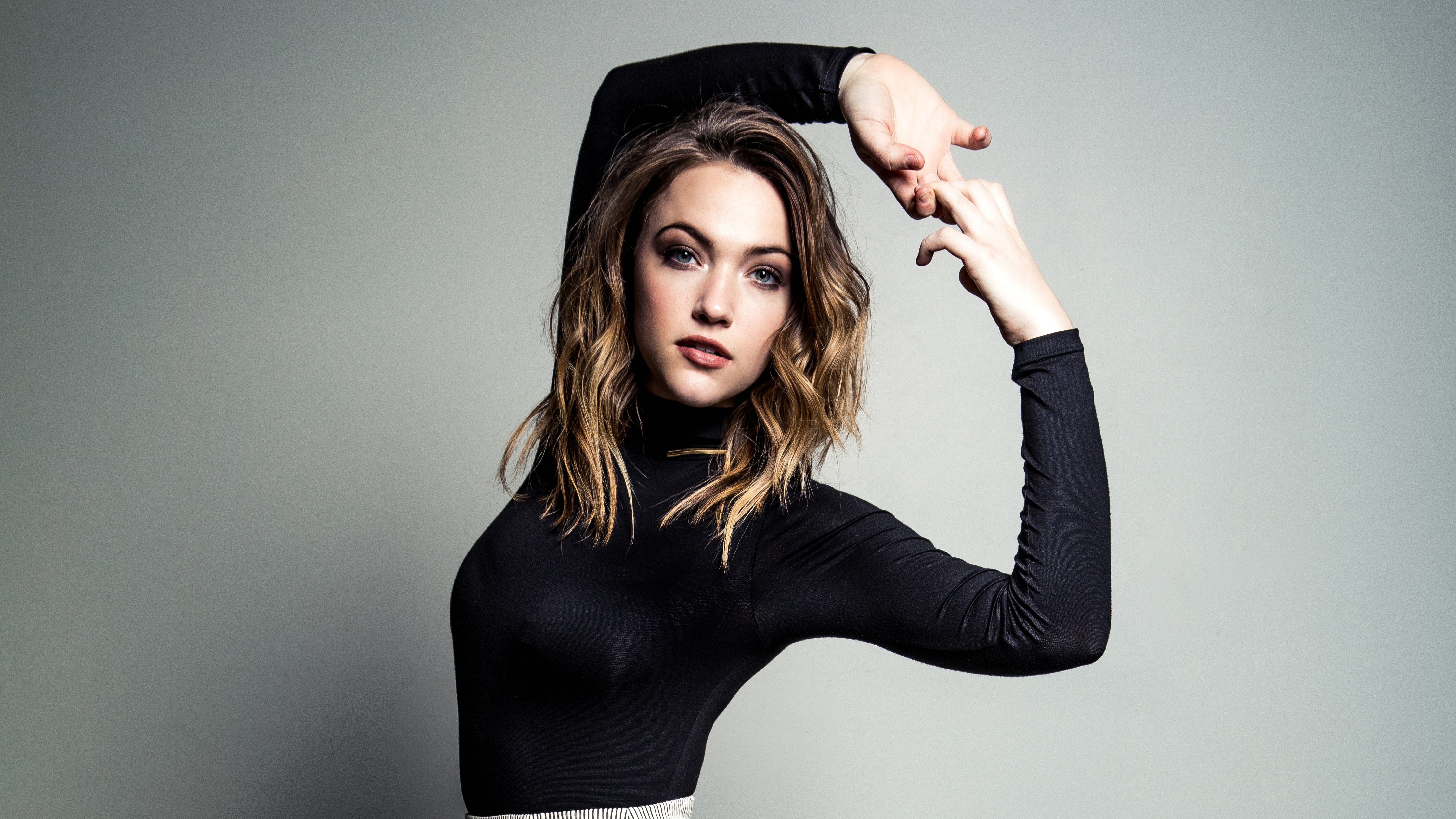 Violett Beane HD Wallpaper