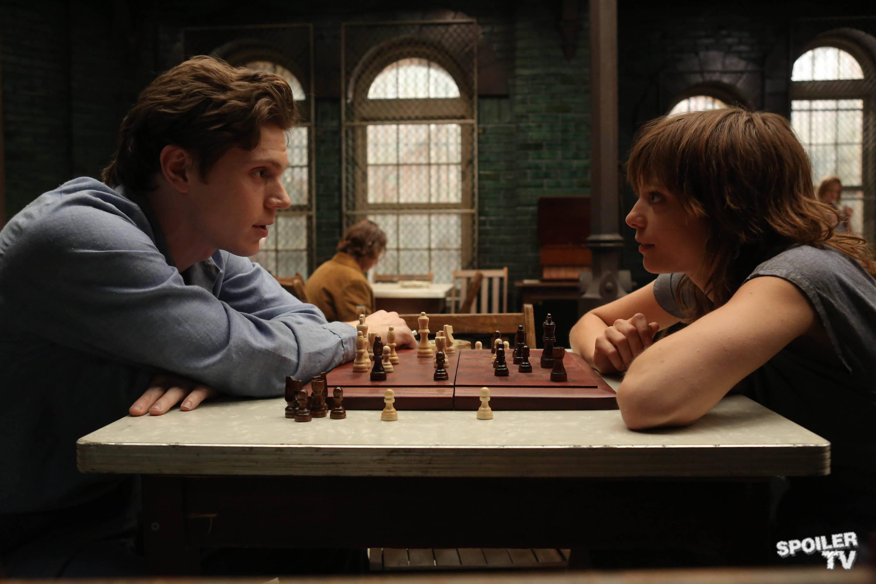 Evan Peters playing chess HD Wallpaper