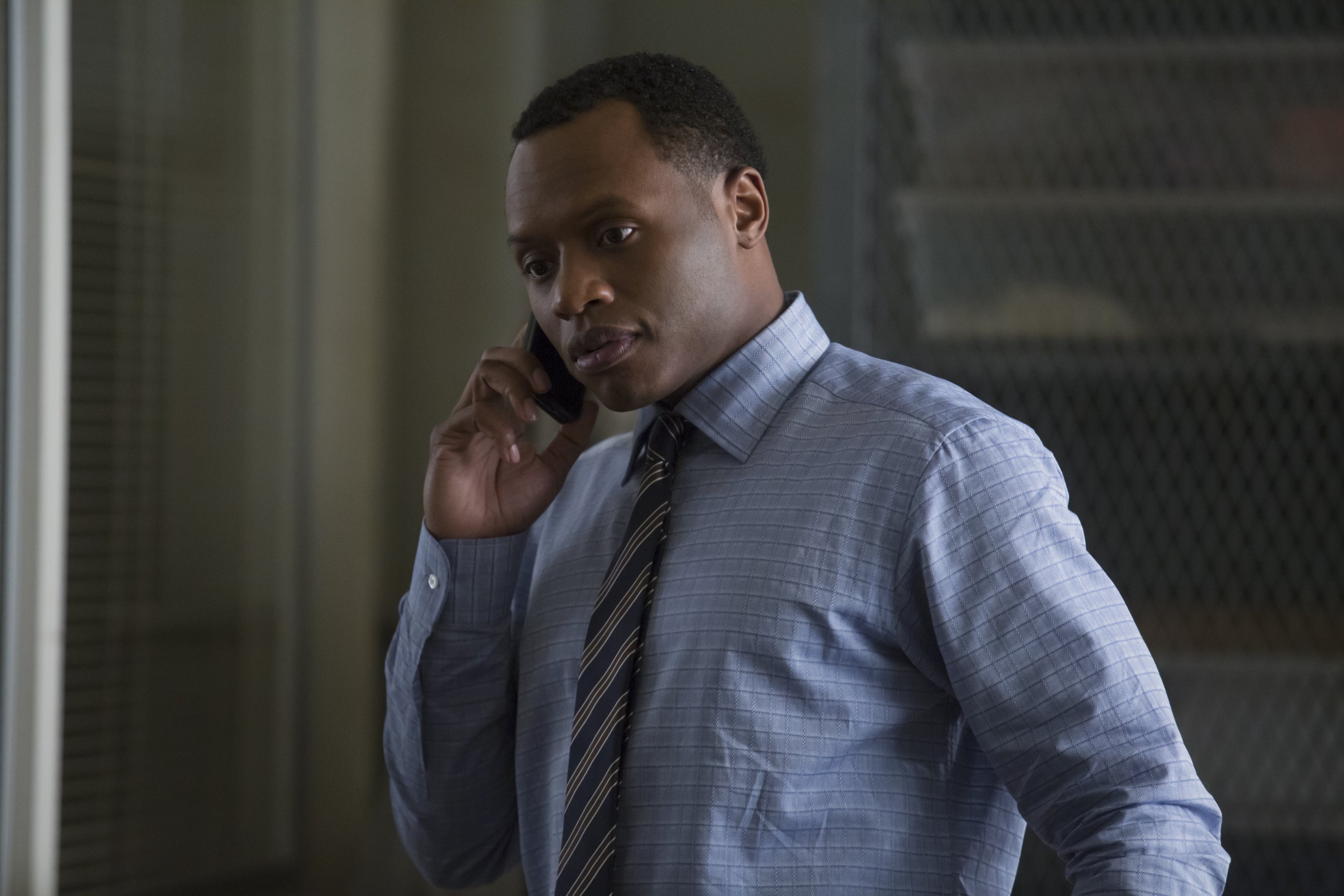 Malcolm Goodwin on Phone HD Wallpaper