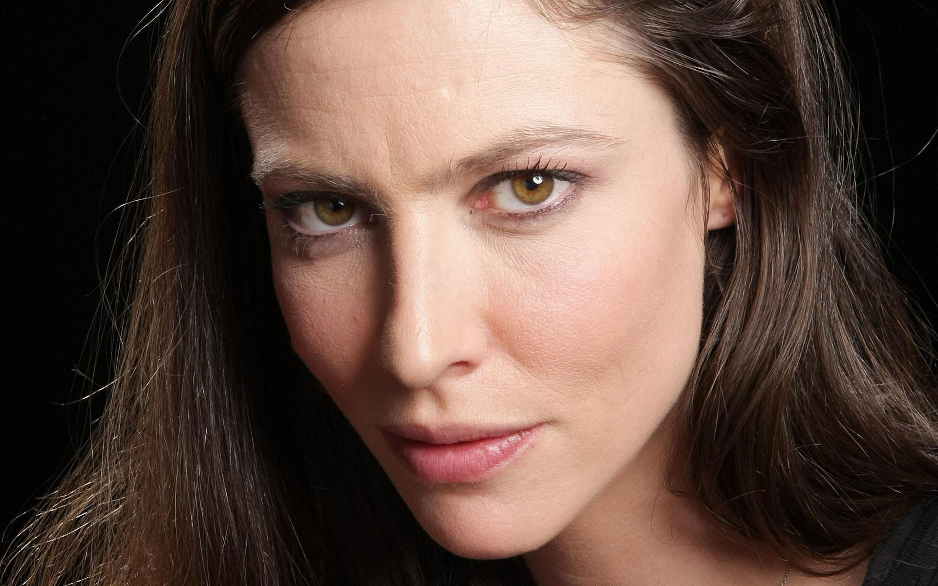 Anna Mouglalis HD Wallpaper