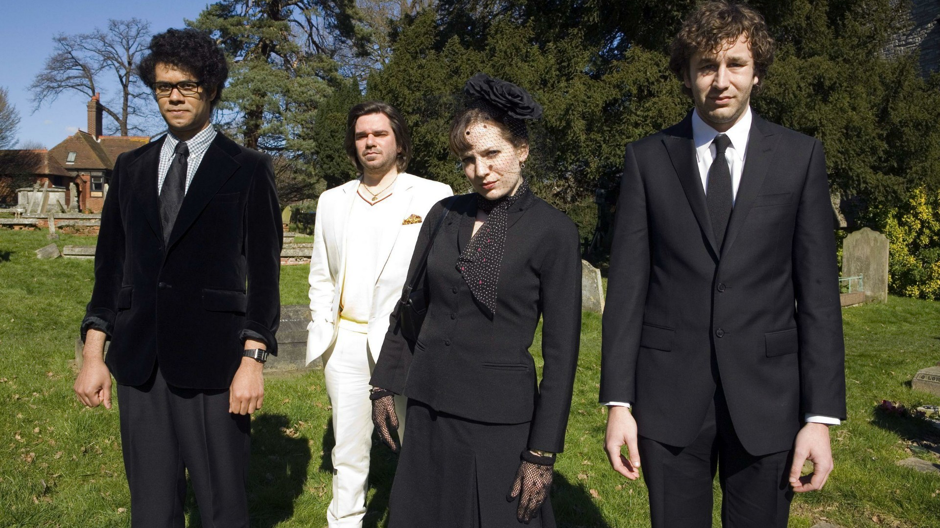 Katherine Parkinson and cast at a funeral HD Wallpaper