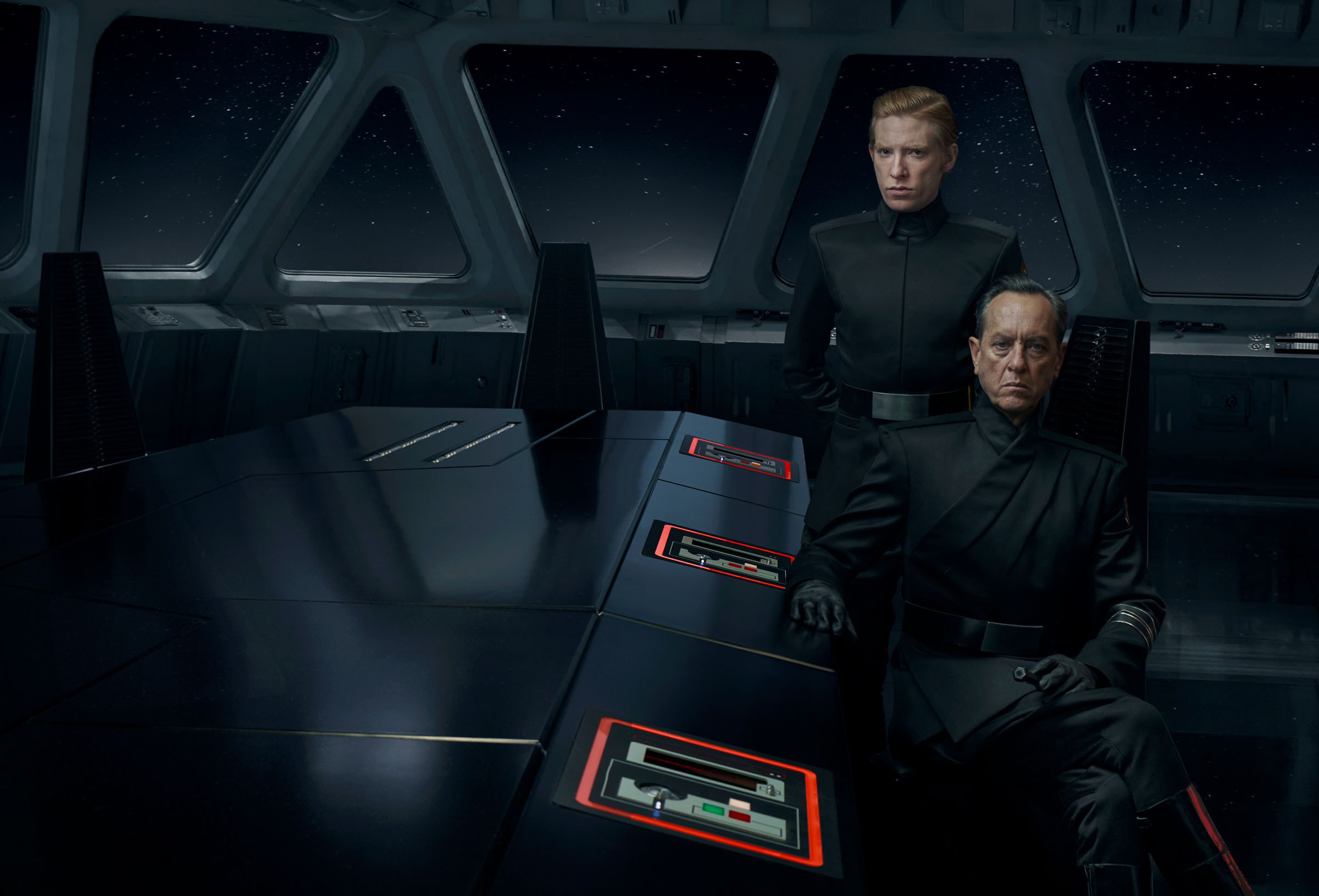 General Hux and Grand Admiral Thrawn in Star Wars HD Wallpaper
