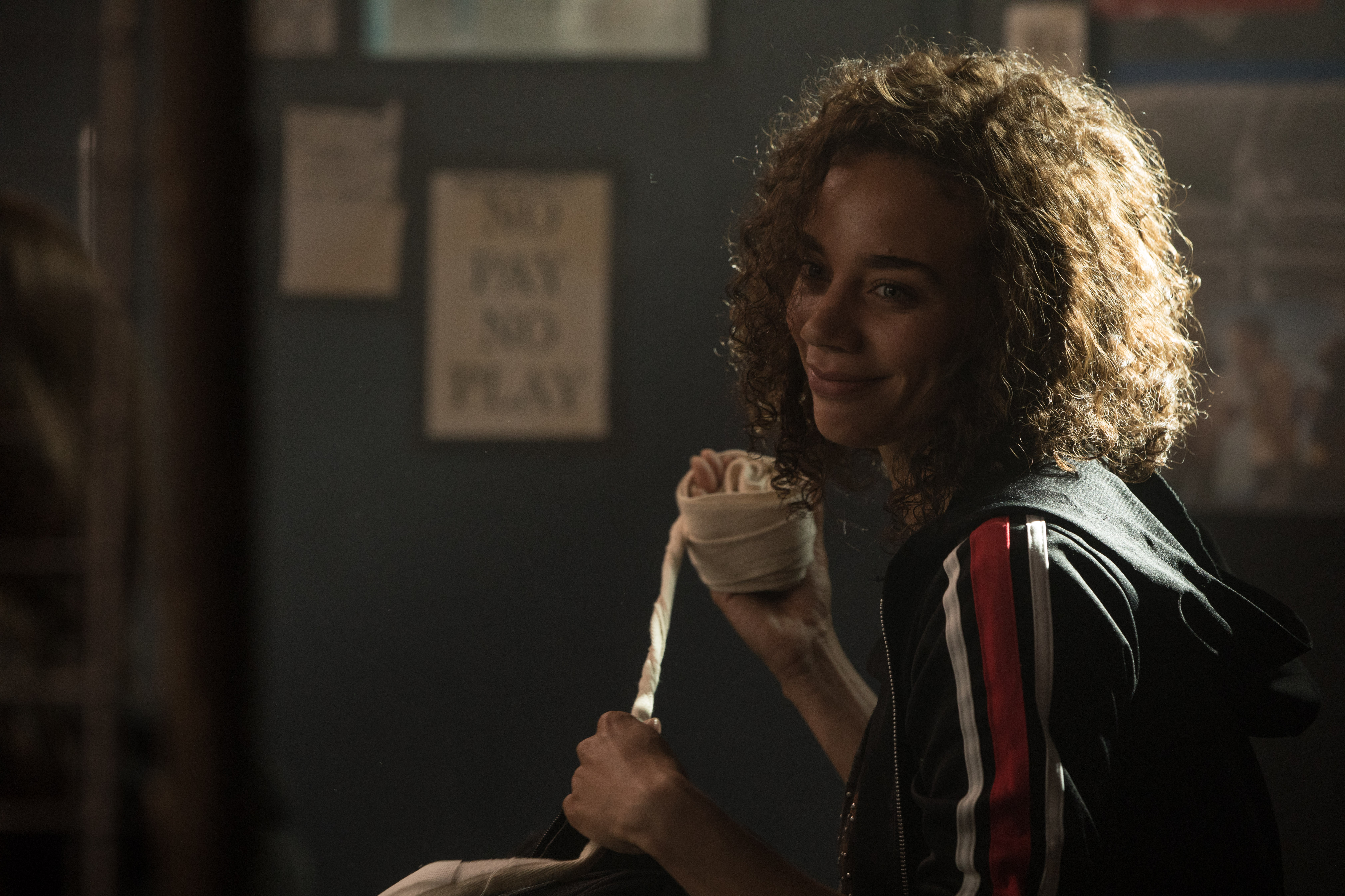 Hannah John-Kamen in a boxing gym HD Wallpaper