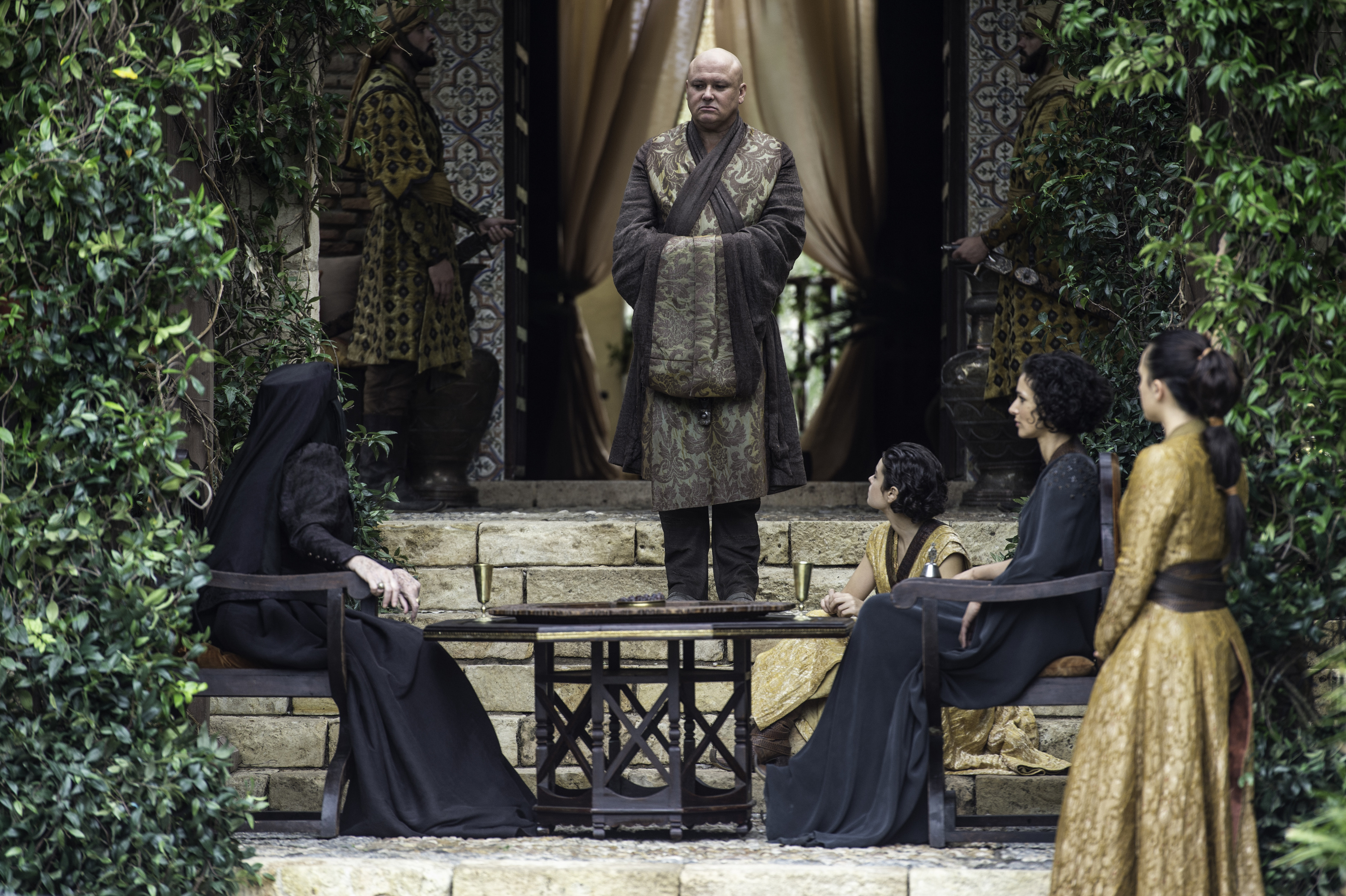 Varys and women in Essos HD Wallpaper
