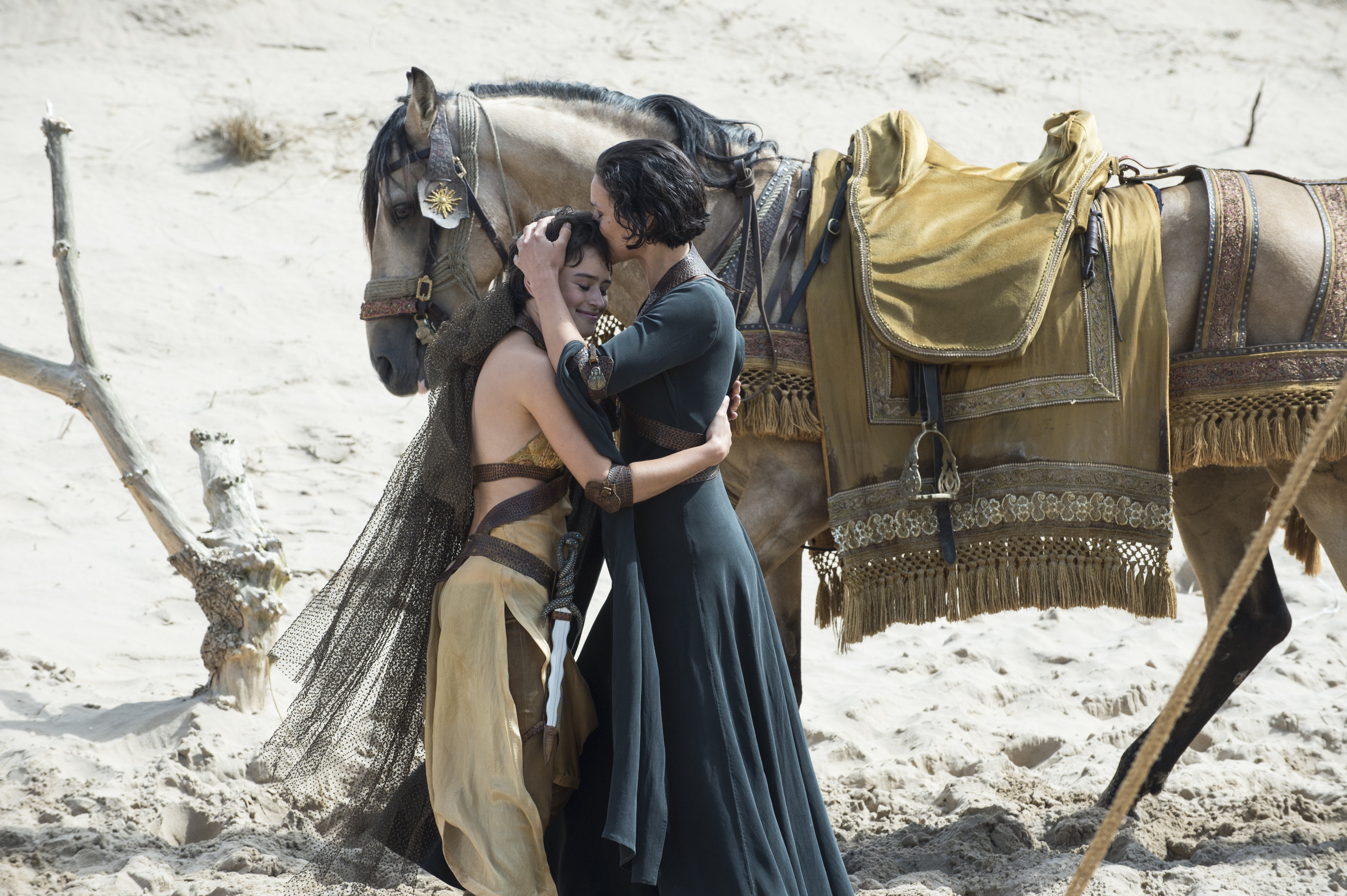 Rosabell Laurenti Sellers with a horse HD Wallpaper