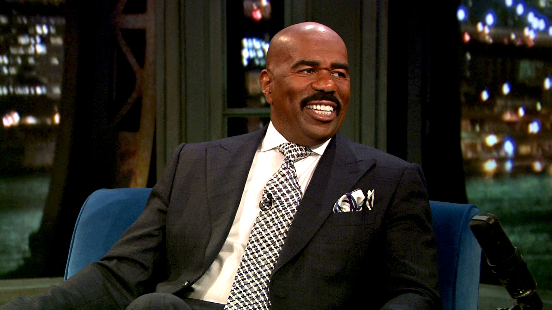 Steve Harvey HD Wallpaper