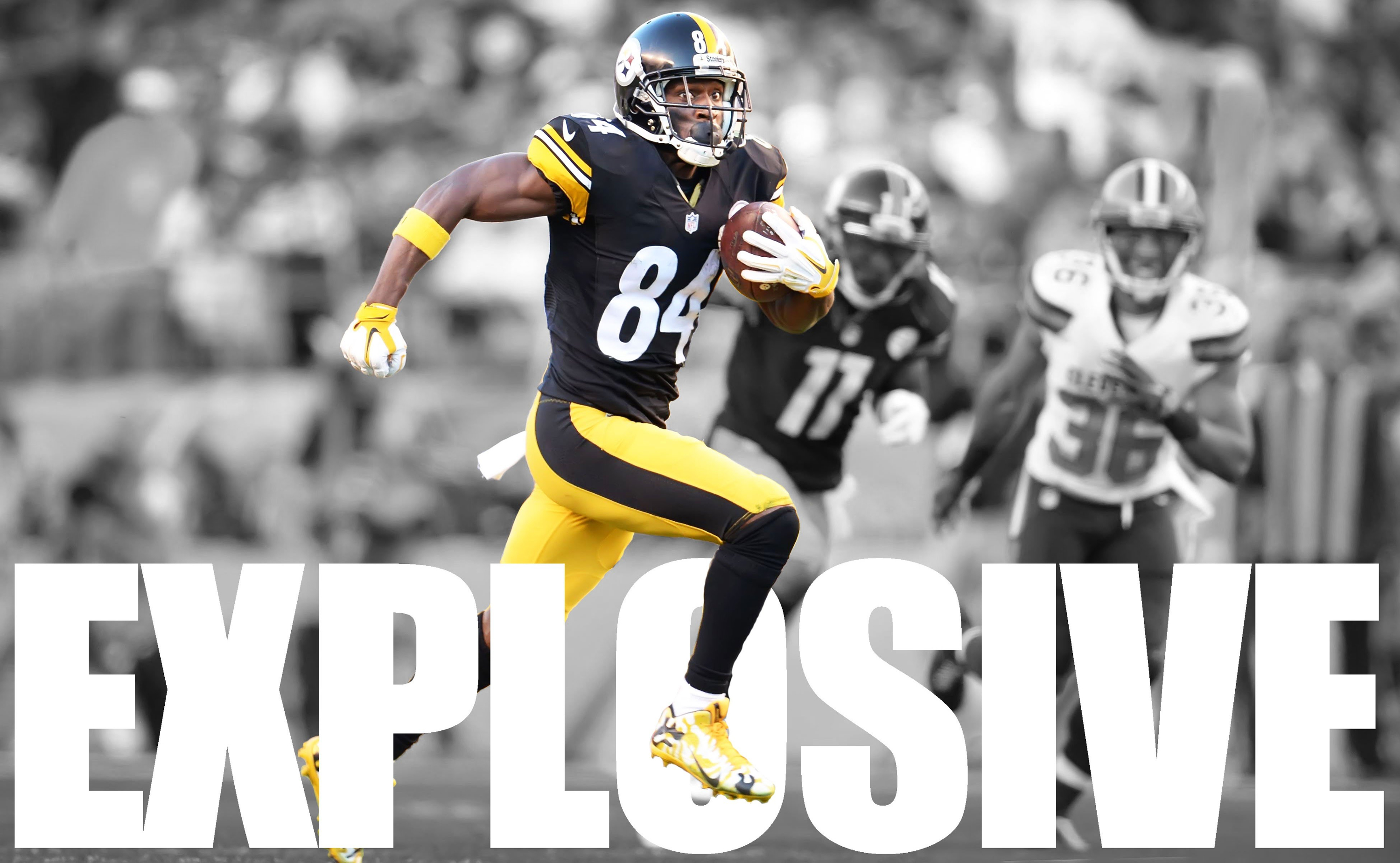 Antonio Brown running with football HD Wallpaper
