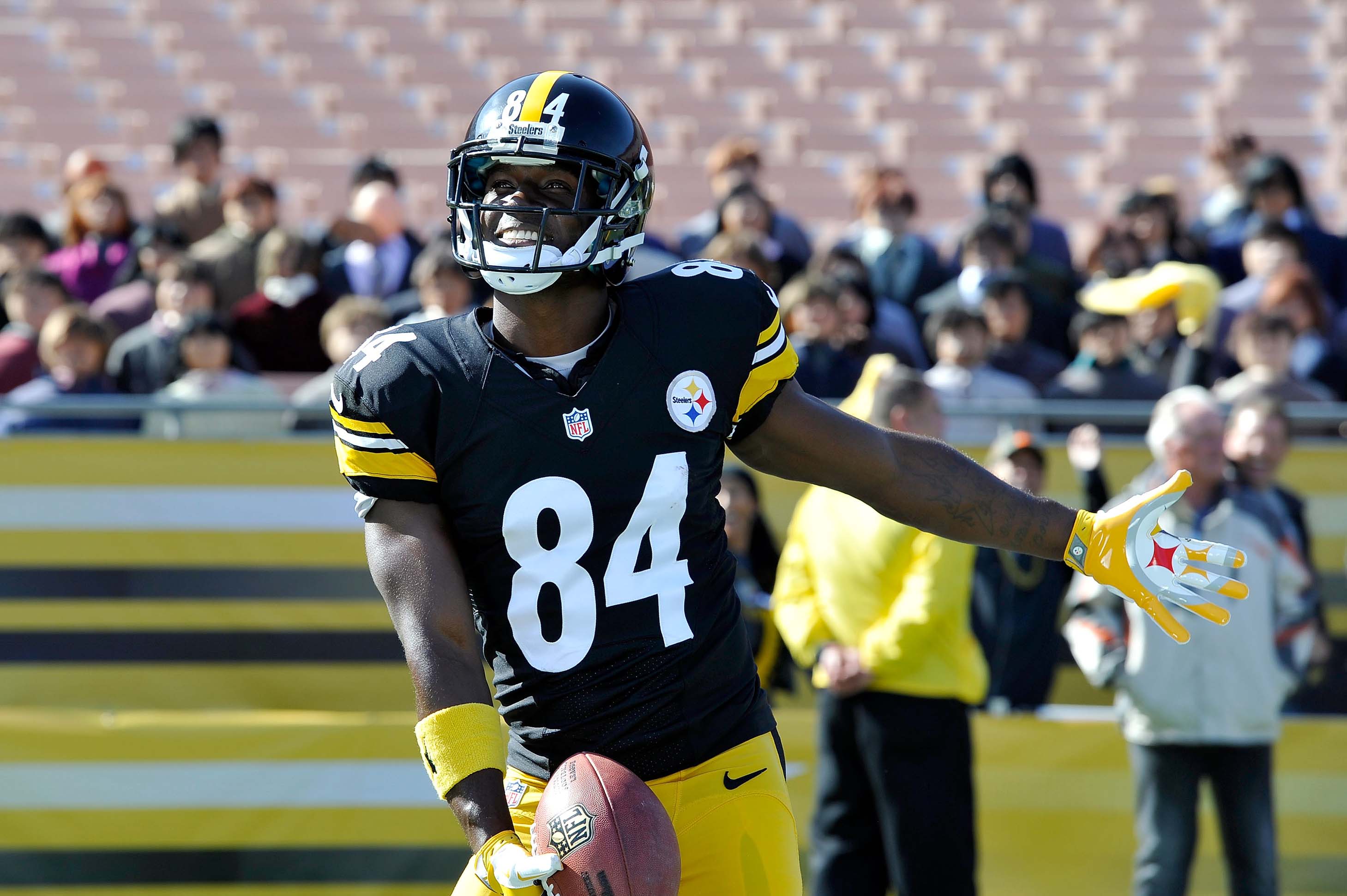 Antonio Brown from Pittsburgh Steelers HD Wallpaper