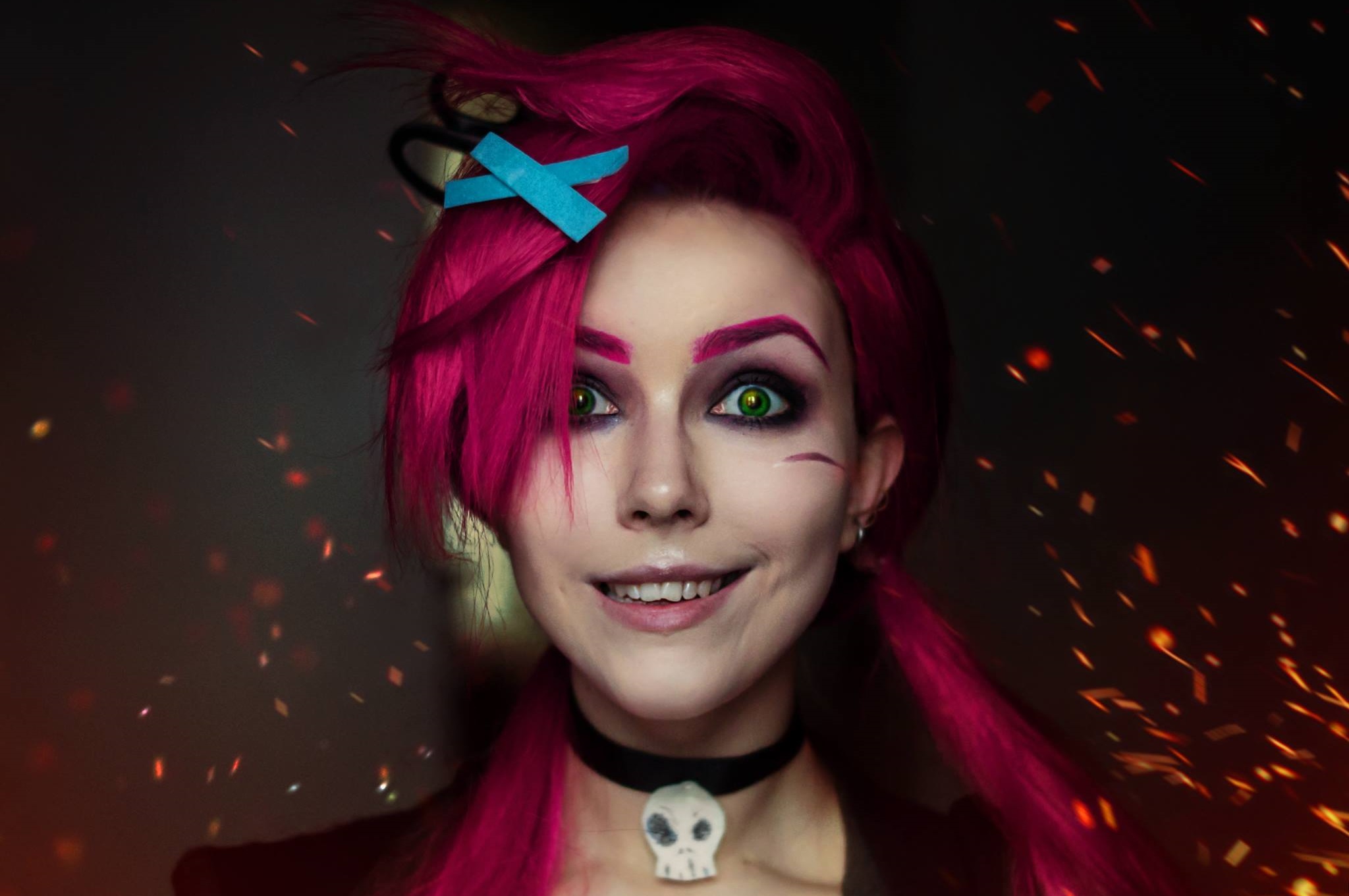 Jinx from League of Legends Cosplay HD Wallpaper