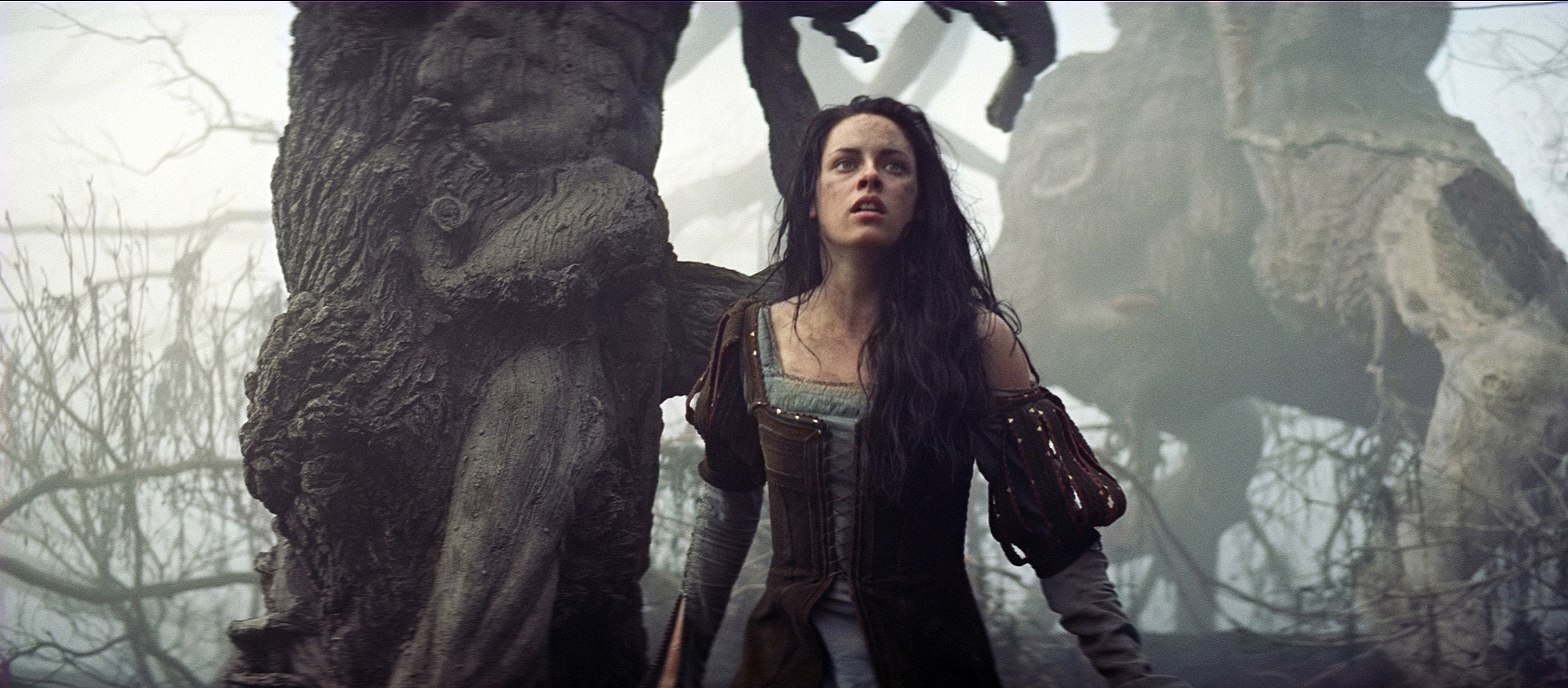 Snow White in a dark forest HD Wallpaper