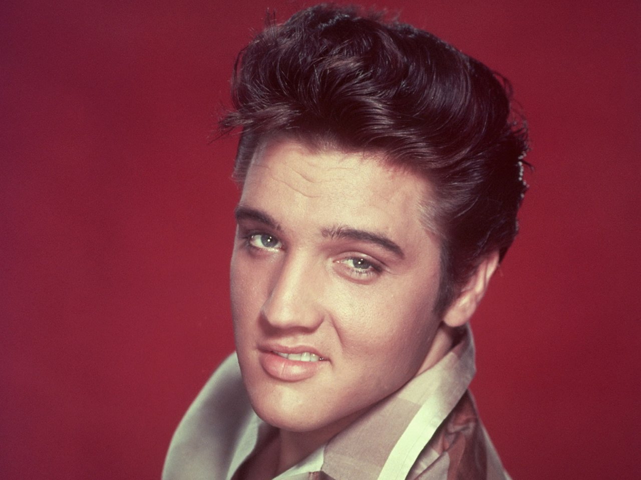 Elvis Presley HD Wallpaper