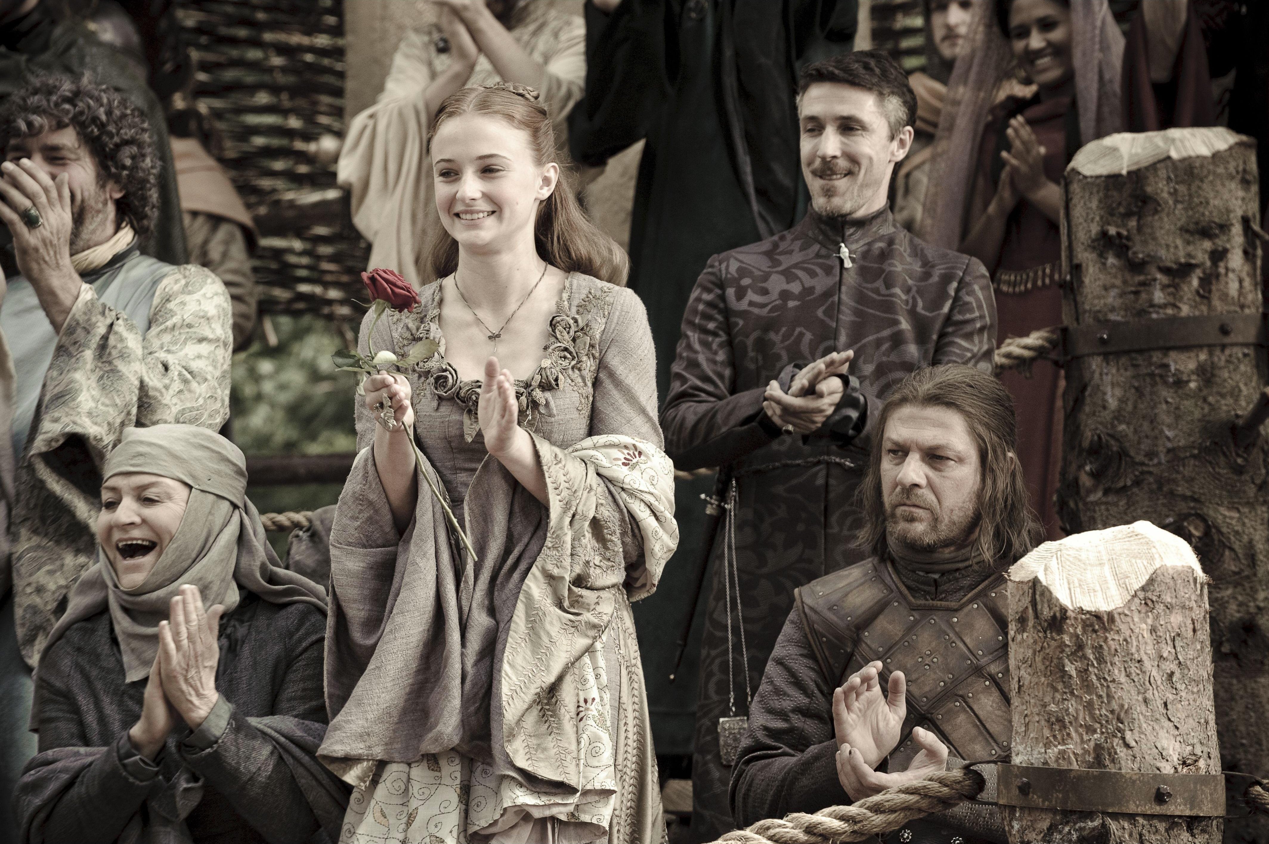Sansa Stark and crowd at a joust HD Wallpaper