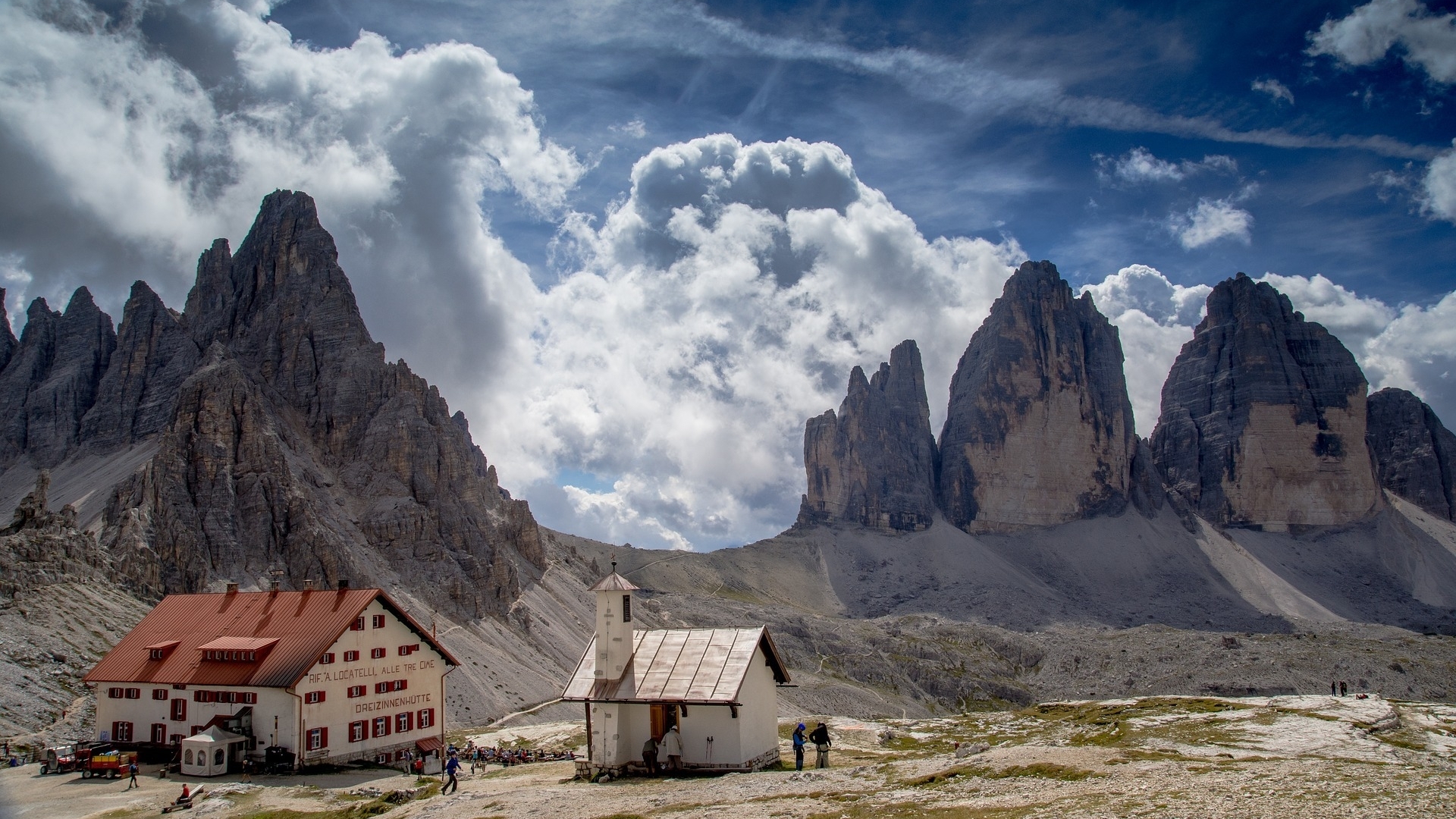 Tre Cime di Lavaredo with Rifugio Locatelli HD Wallpaper