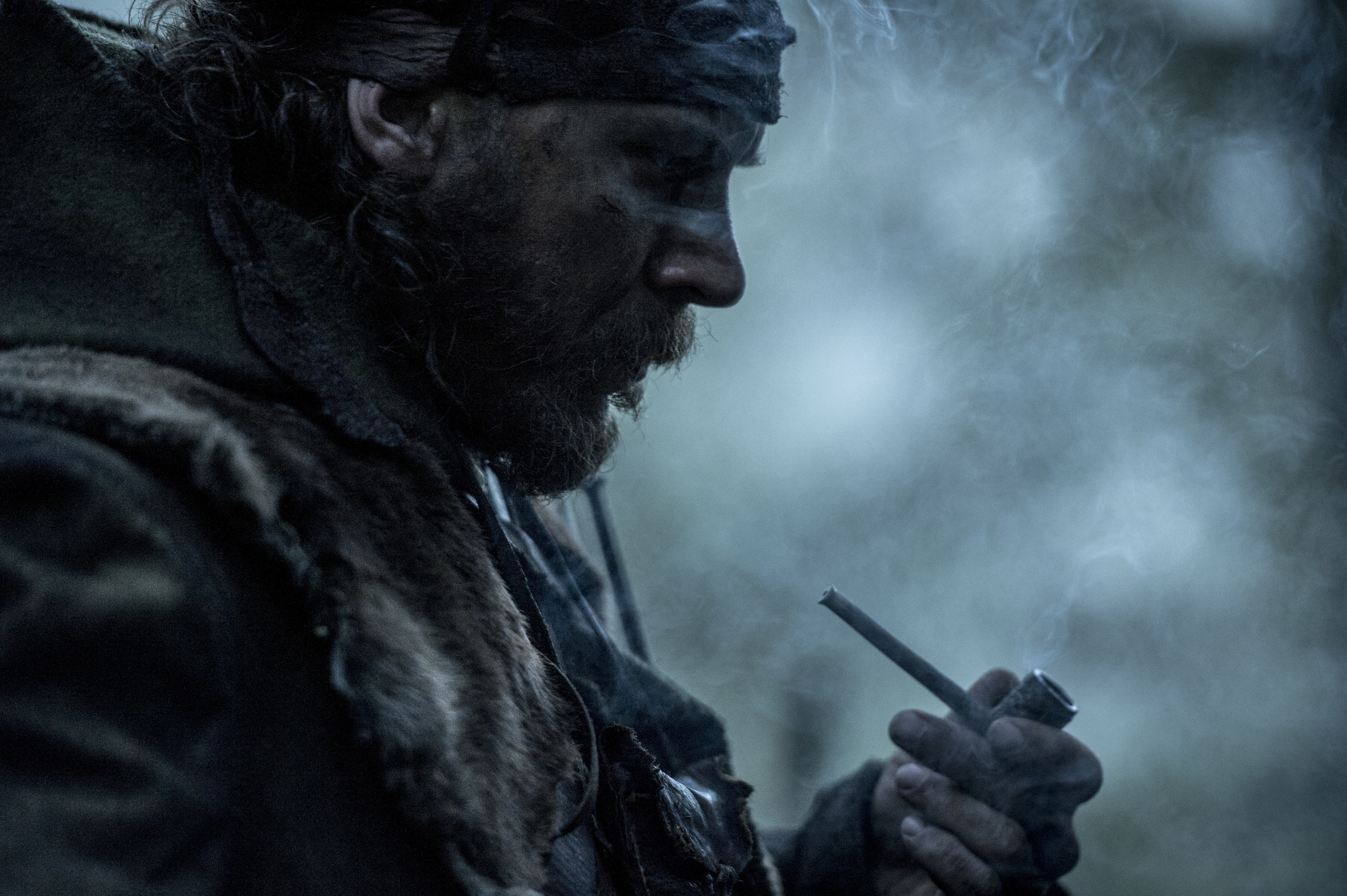 Tom Hardy smoking a pipe HD Wallpaper