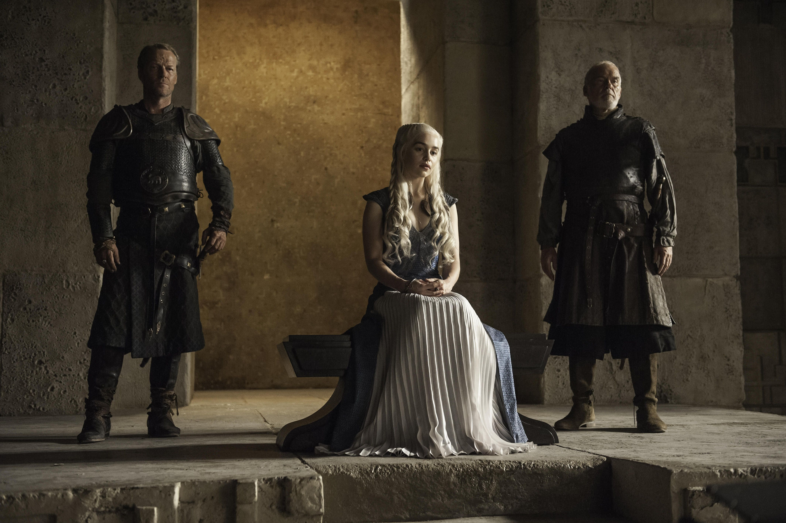 Daenerys Targaryen with Jorah Mormont and another man HD Wallpaper