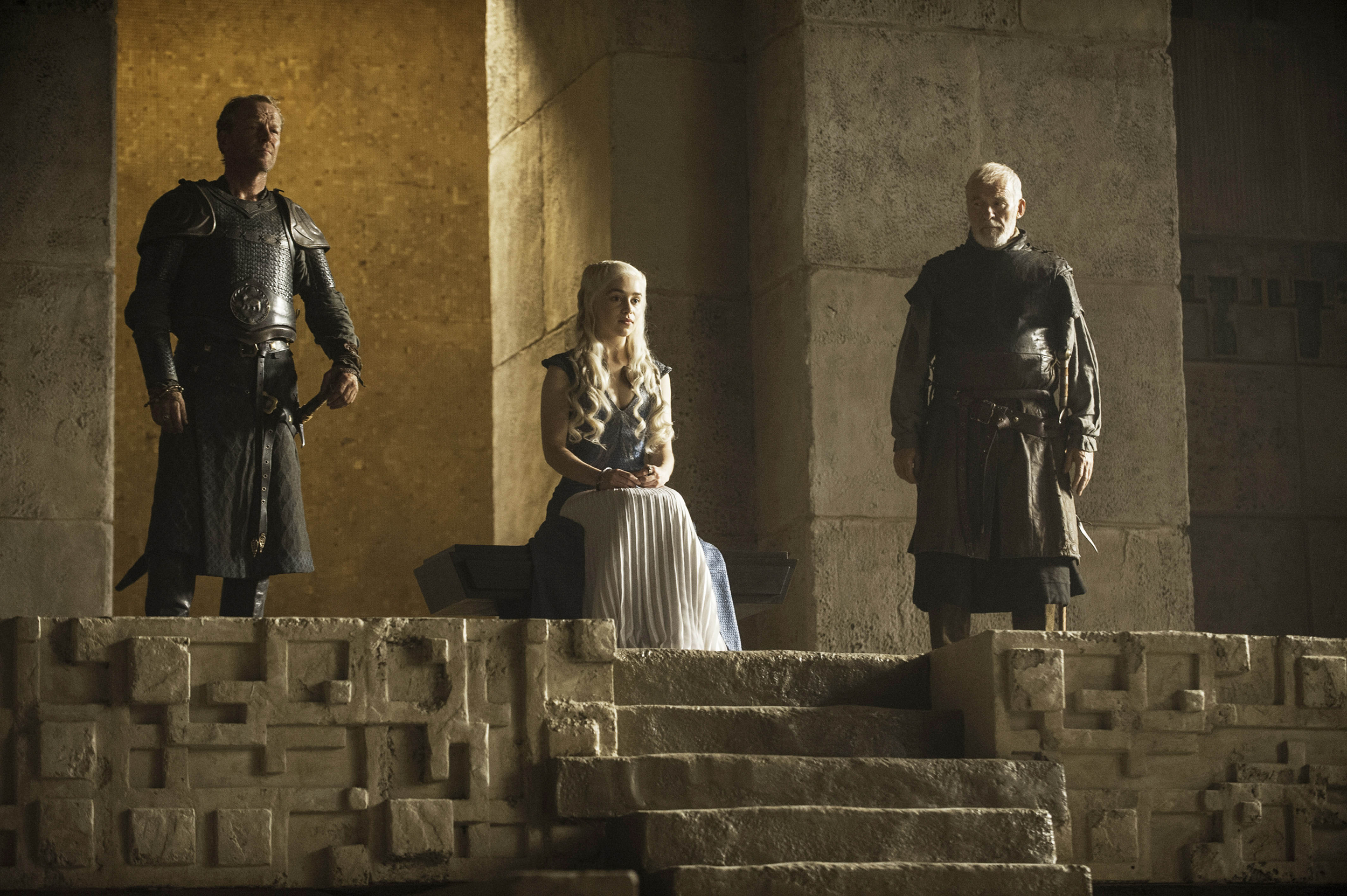 Jorah Mormont and Daenerys Targaryen in Game of Thrones HD Wallpaper