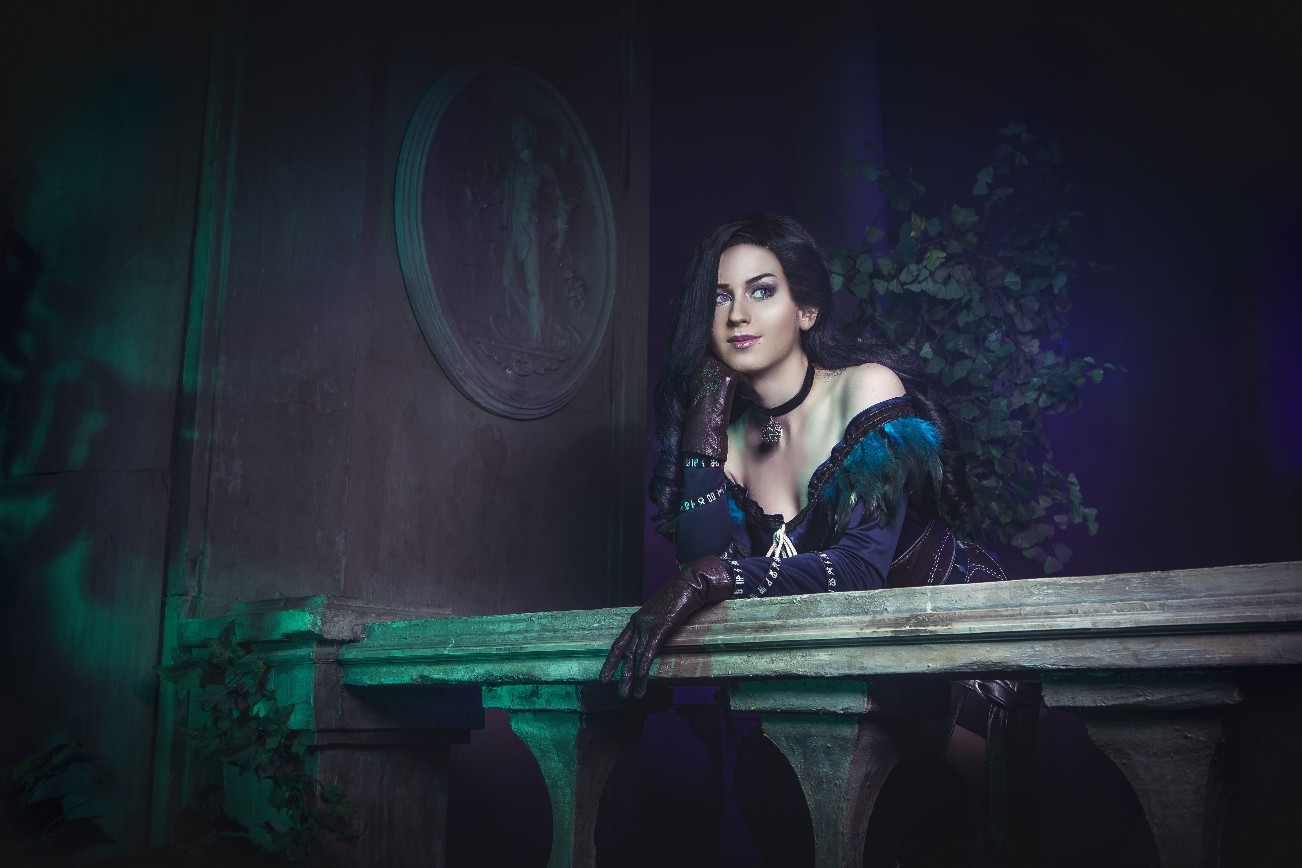 Yennefer of Vengerberg on a balcony HD Wallpaper