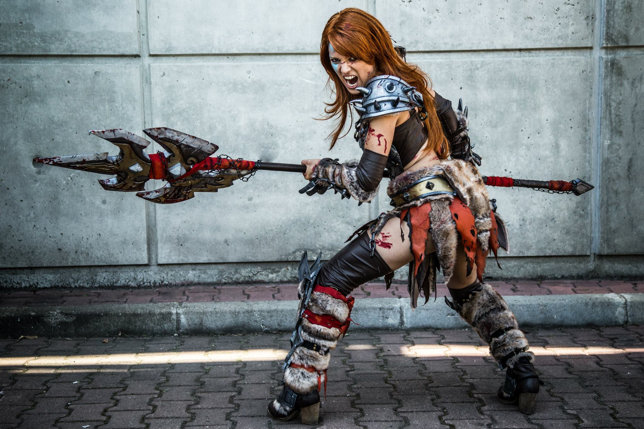 Barbarian from Diablo III holding a weapon HD Wallpaper