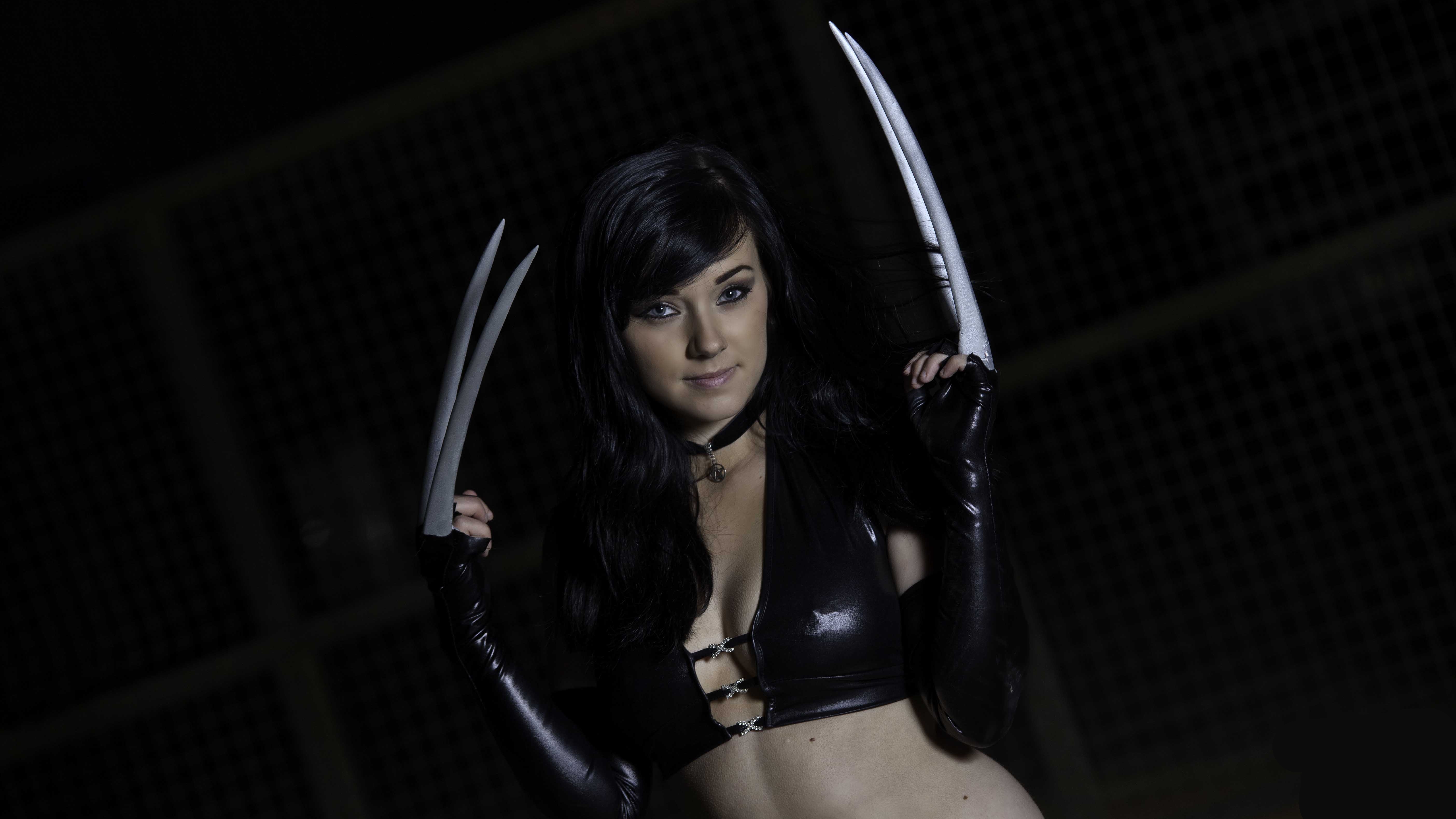 X-23 with Wolverine Claws HD Wallpaper