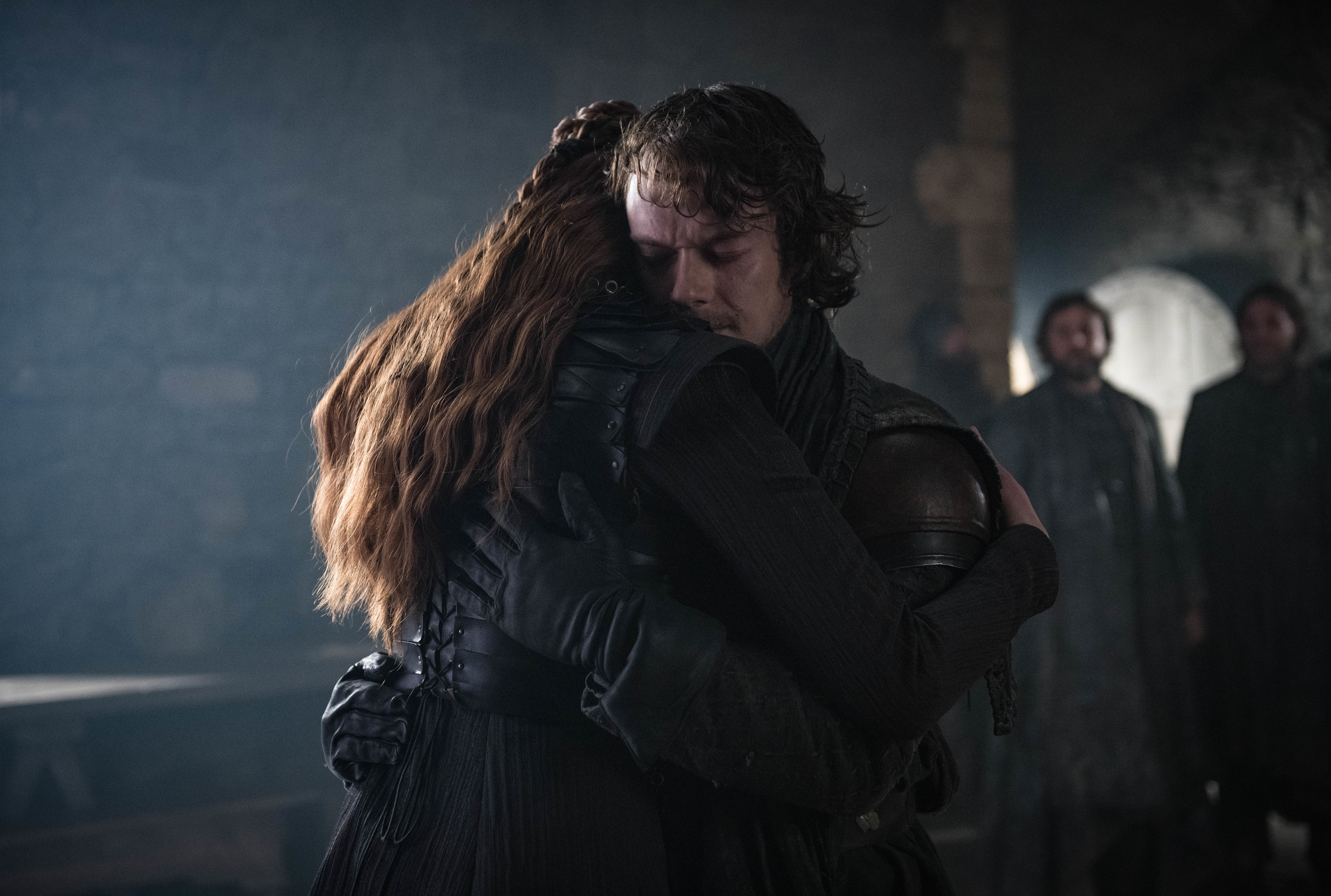 Theon Greyjoy hugging Sansa Stark HD Wallpaper
