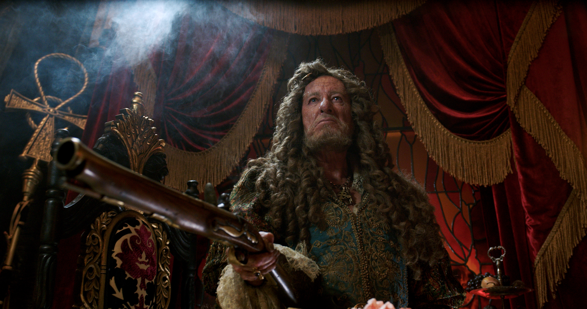 Hector Barbossa with a flintlock pistol HD Wallpaper