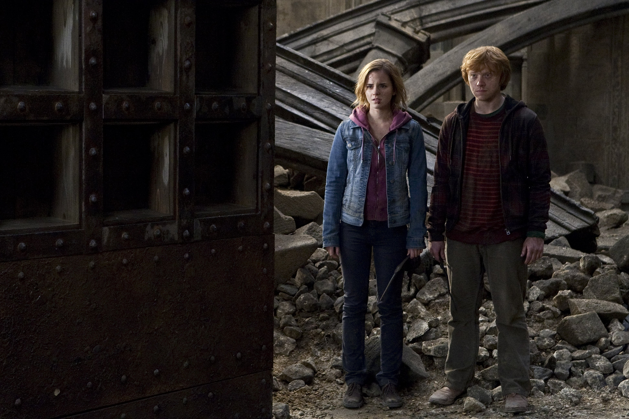 Hermione Granger and Ron Weasley from Harry Potter HD Wallpaper