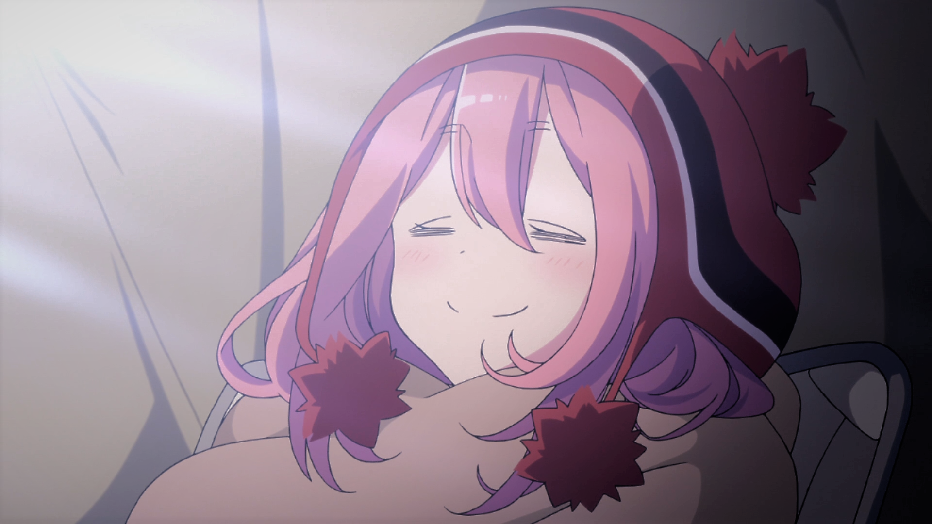 Nadeshiko Kagamihara from Yuru Camp HD Wallpaper