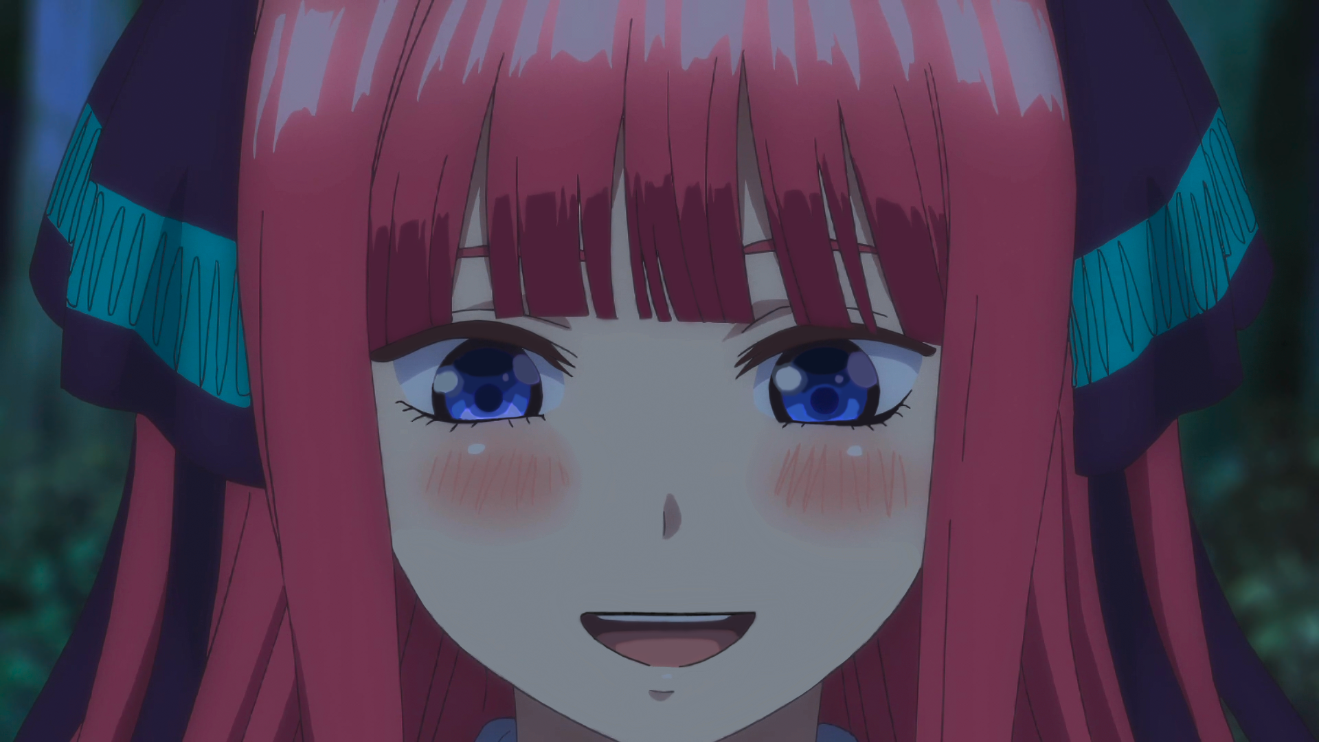 Nino Nakano with Blushing Smile HD Wallpaper