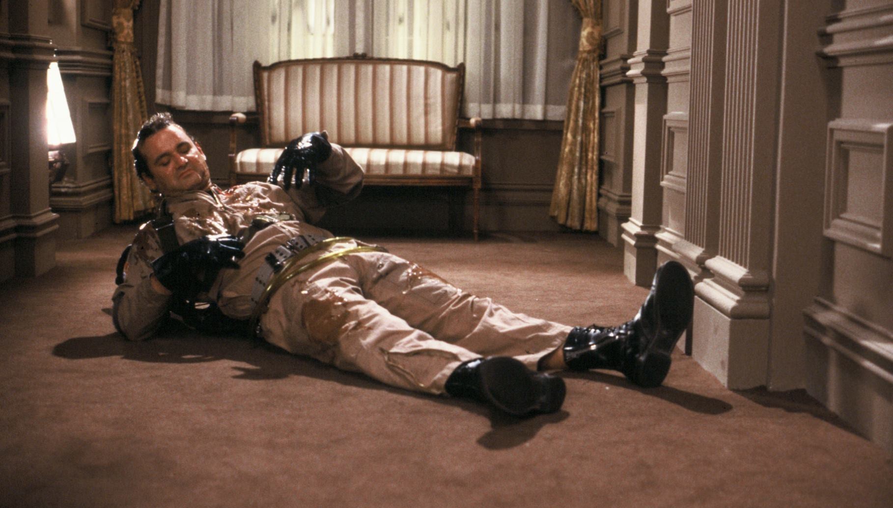 Bill Murray as Peter Venkman in Ghostbusters HD Wallpaper