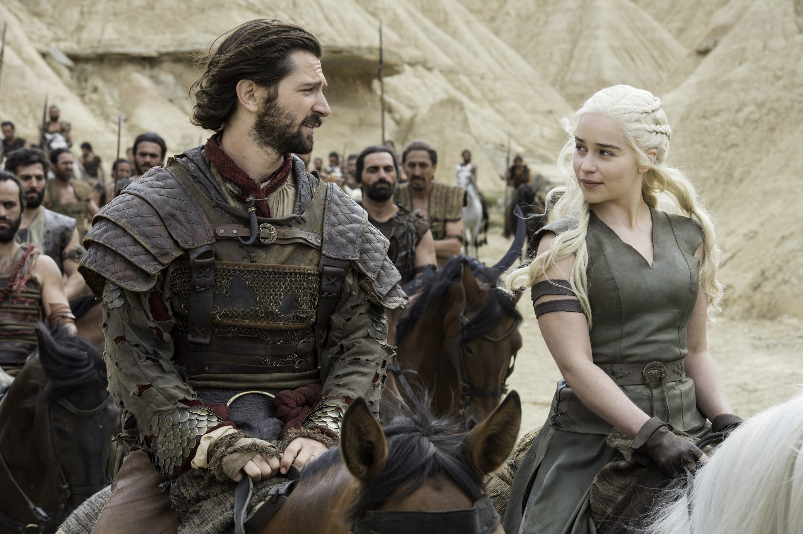 Daario Naharis and Daenerys Targaryen on horseback HD Wallpaper