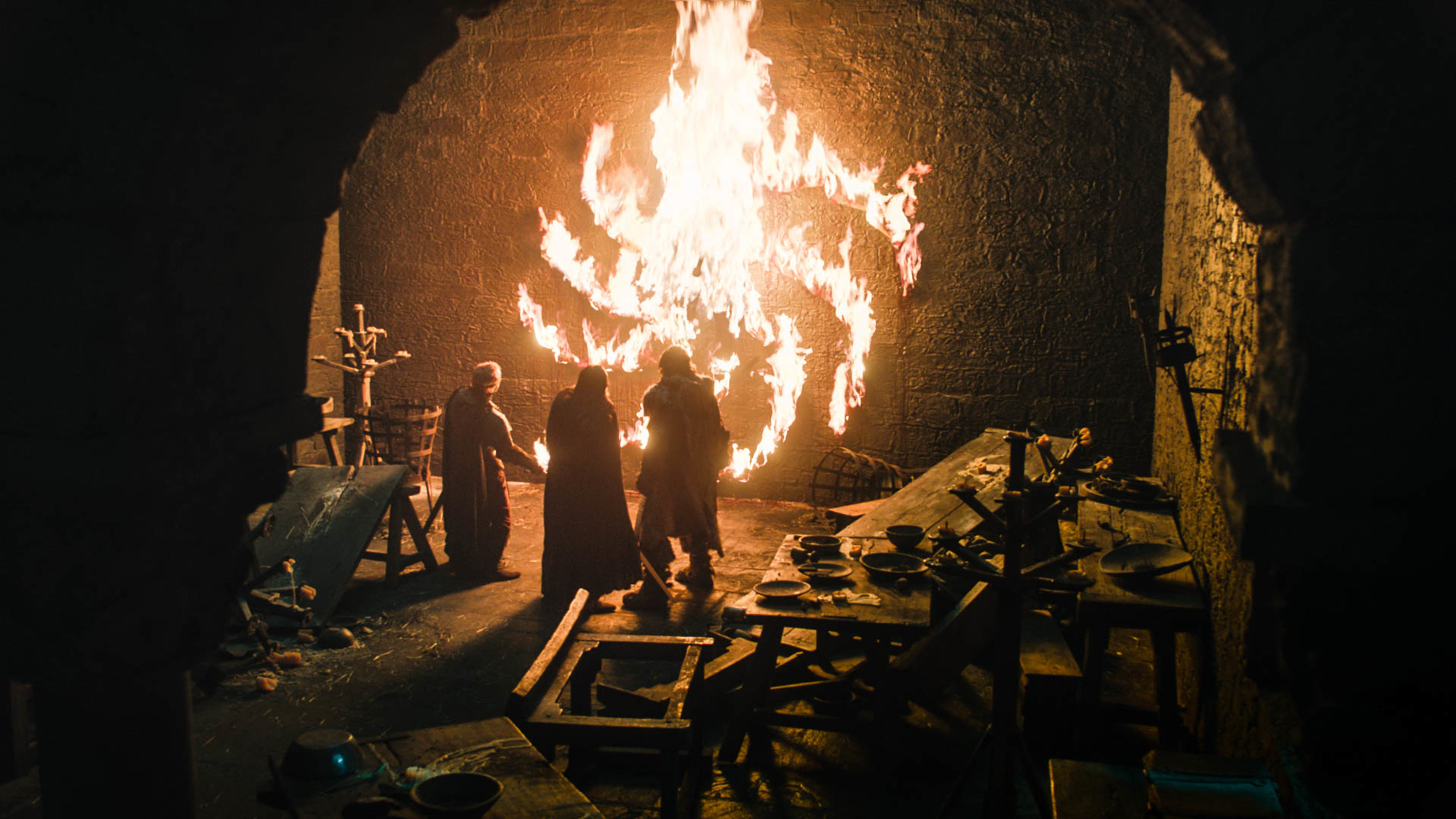 Beric Dondarrion in a fiery chamber HD Wallpaper