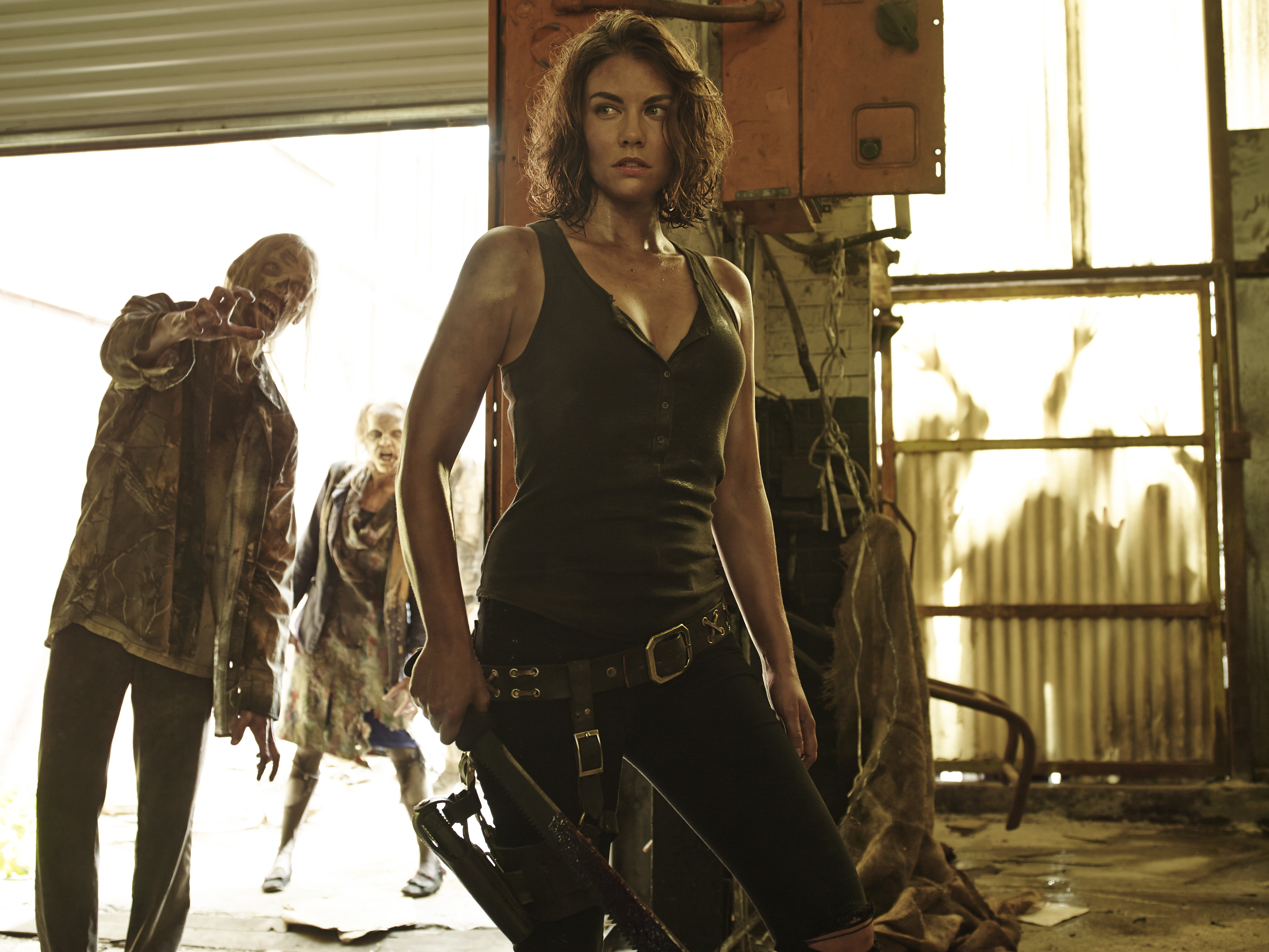 Maggie Greene from The Walking Dead with zombies HD Wallpaper