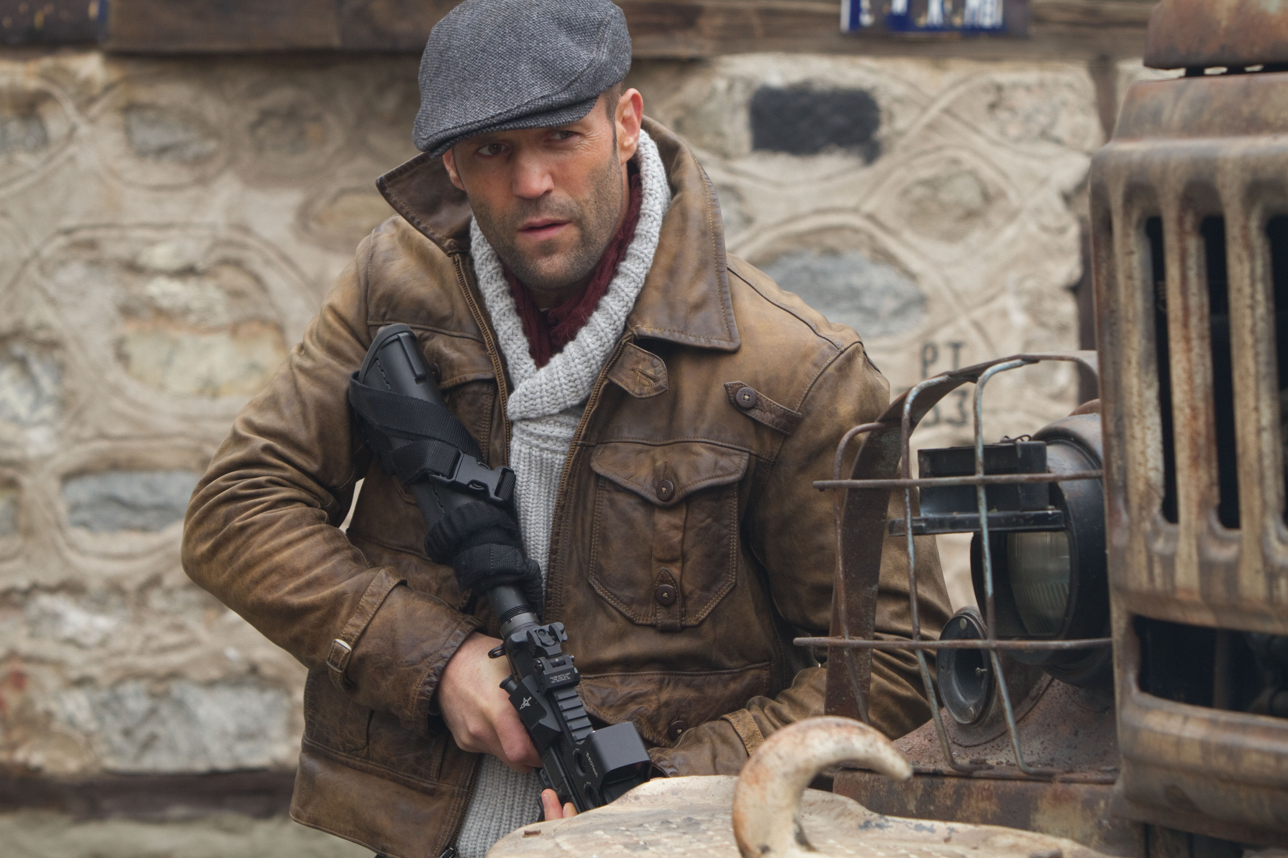 Lee Christmas holding a rifle HD Wallpaper