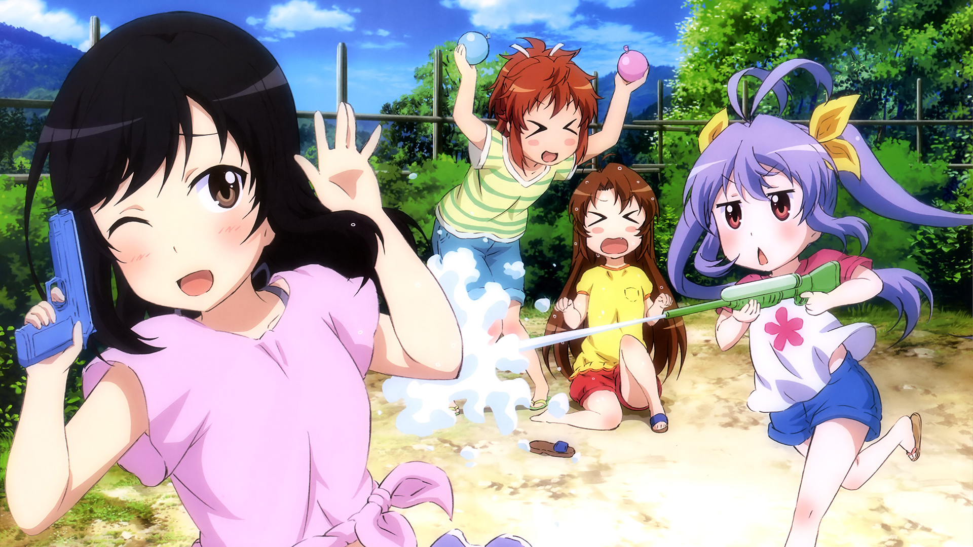 Renge Miyauchi and friends playing with water guns HD Wallpaper