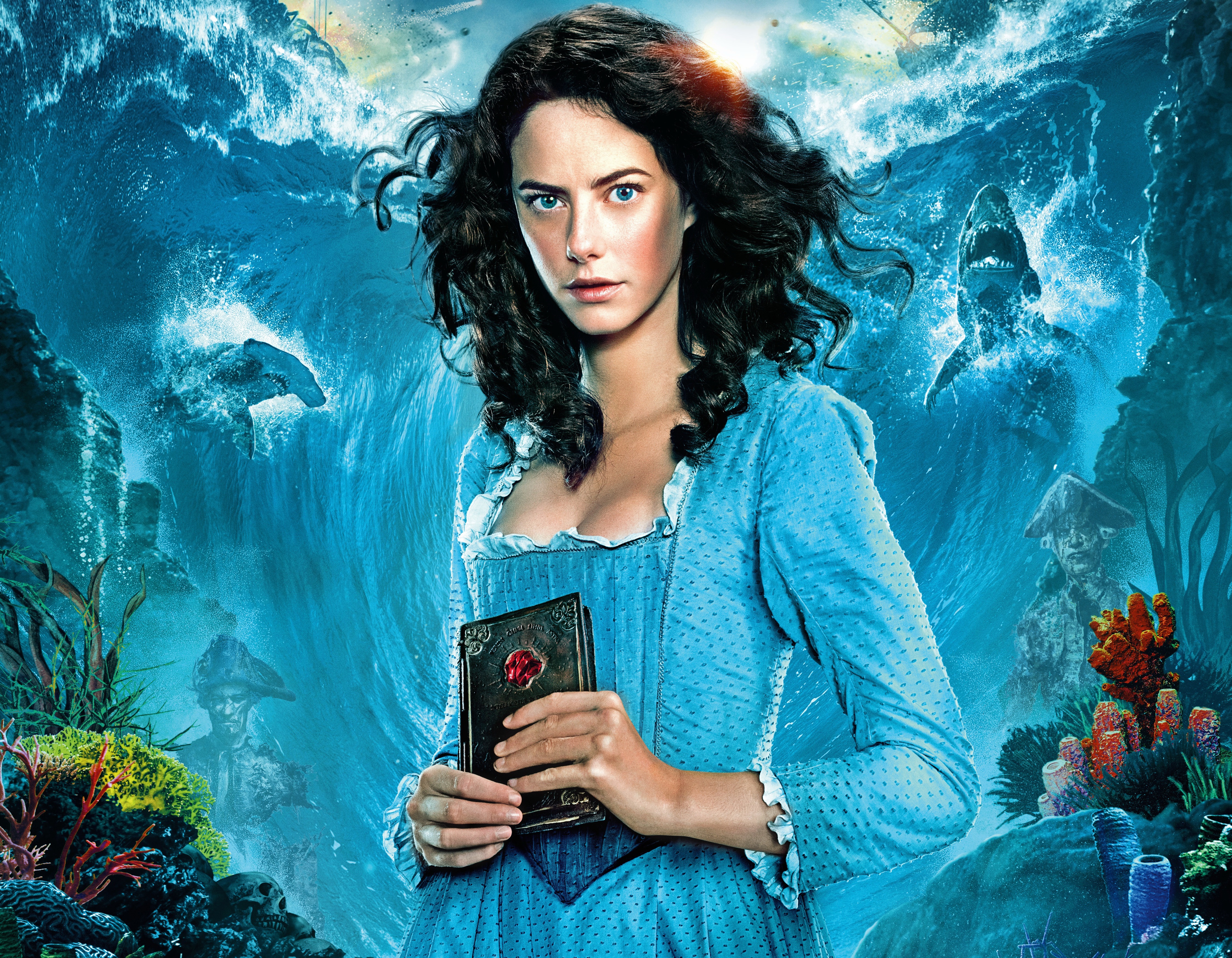 Carina Smyth from Pirates of the Caribbean HD Wallpaper