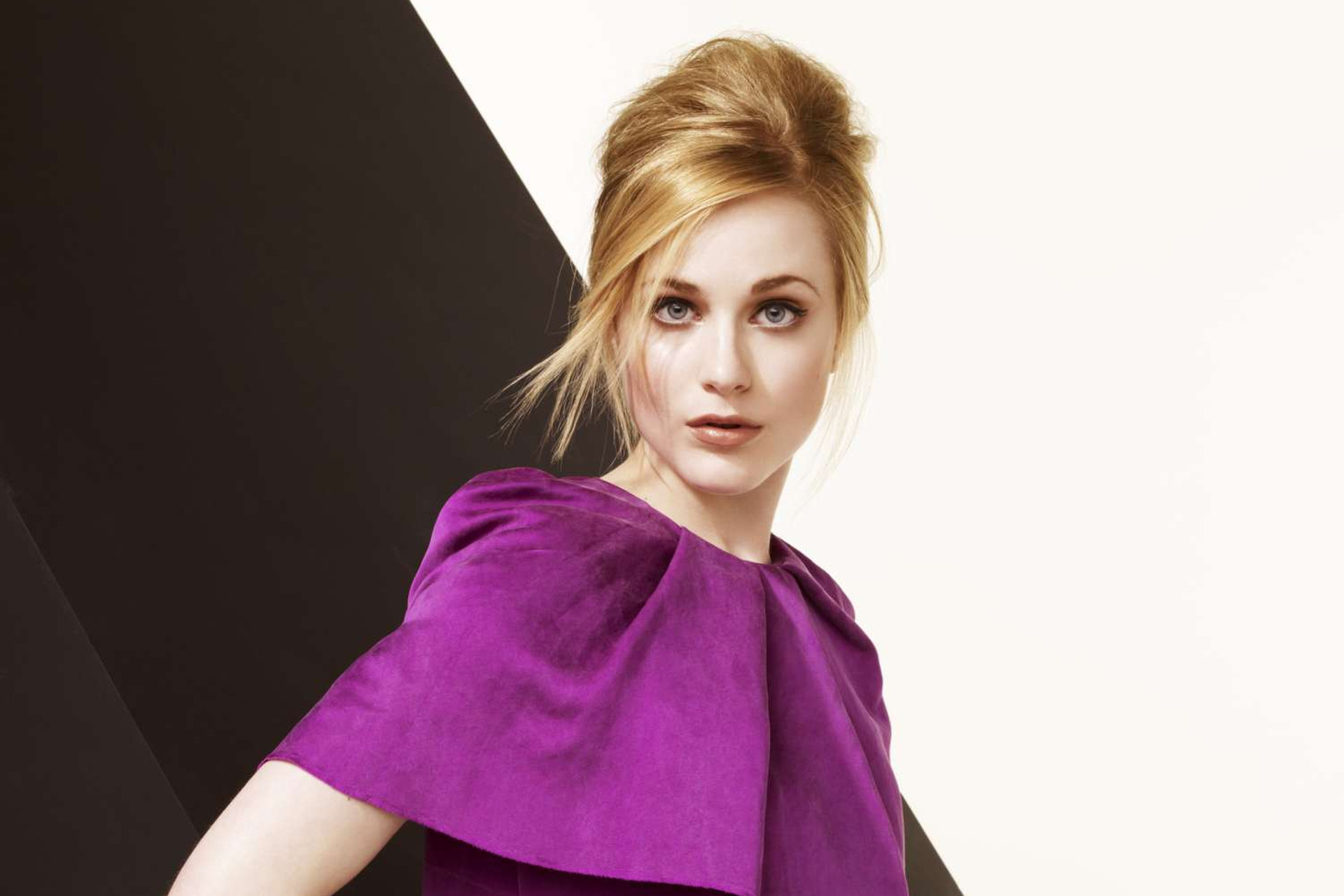 Evan Rachel Wood in Purple Dress HD Wallpaper