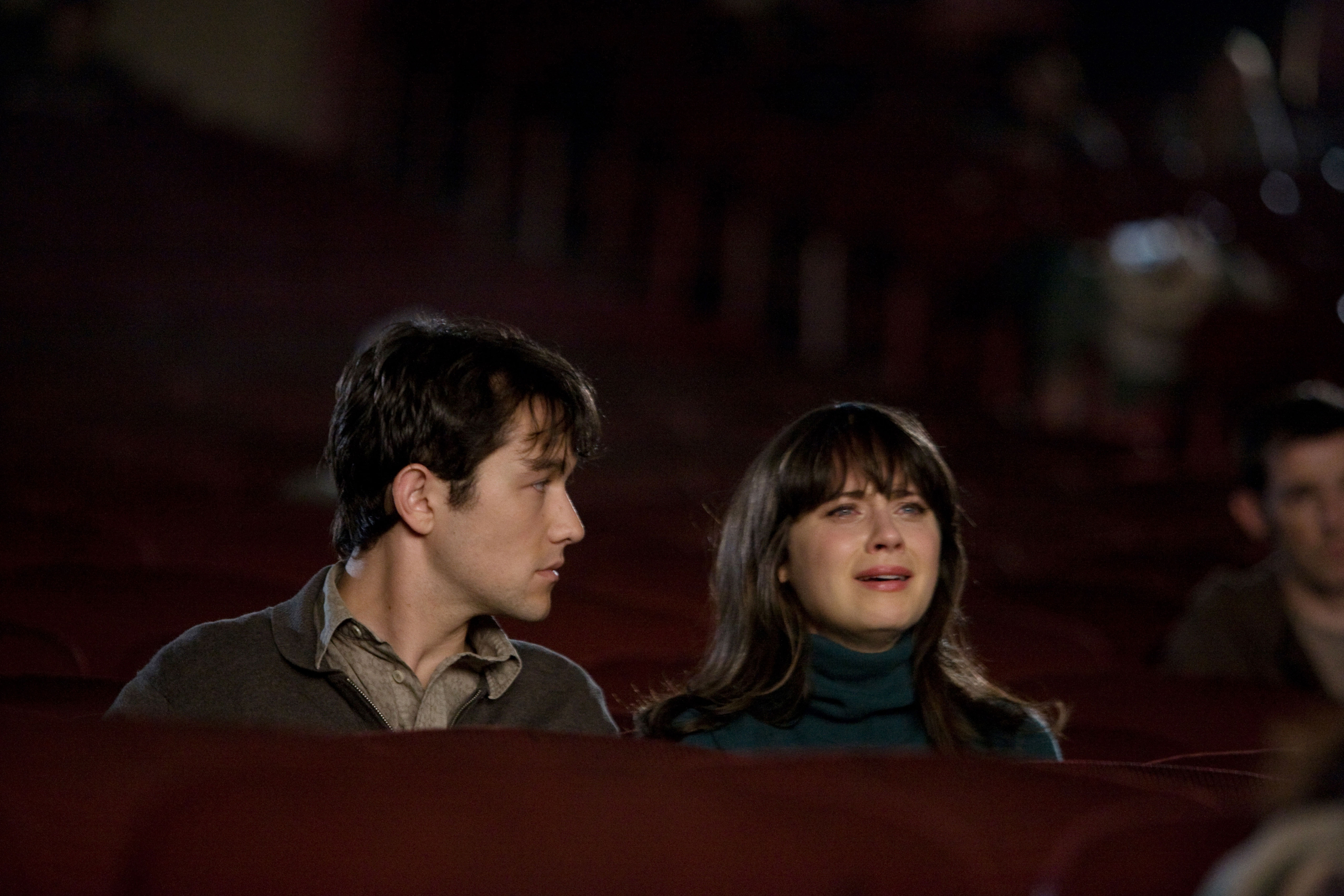 Summer Finn in a movie theater HD Wallpaper