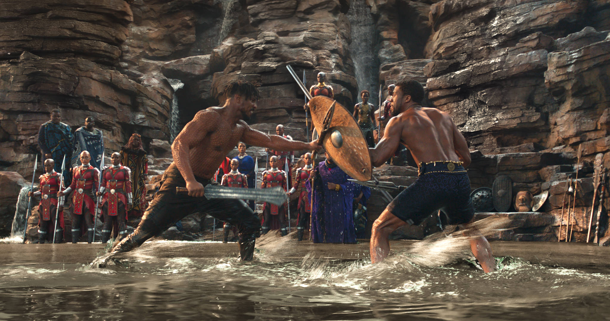 Erik Killmonger and Black Panther fighting HD Wallpaper