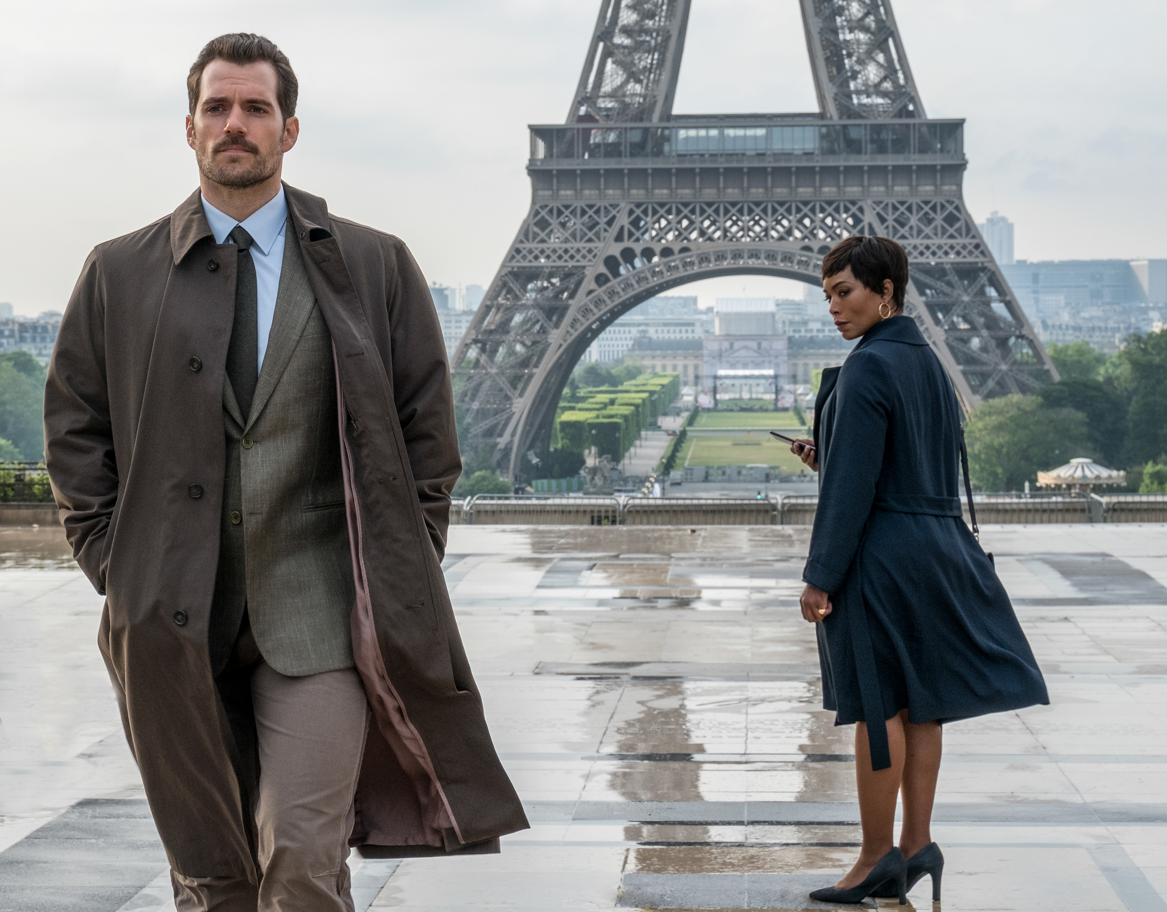 August Walker in Paris HD Wallpaper