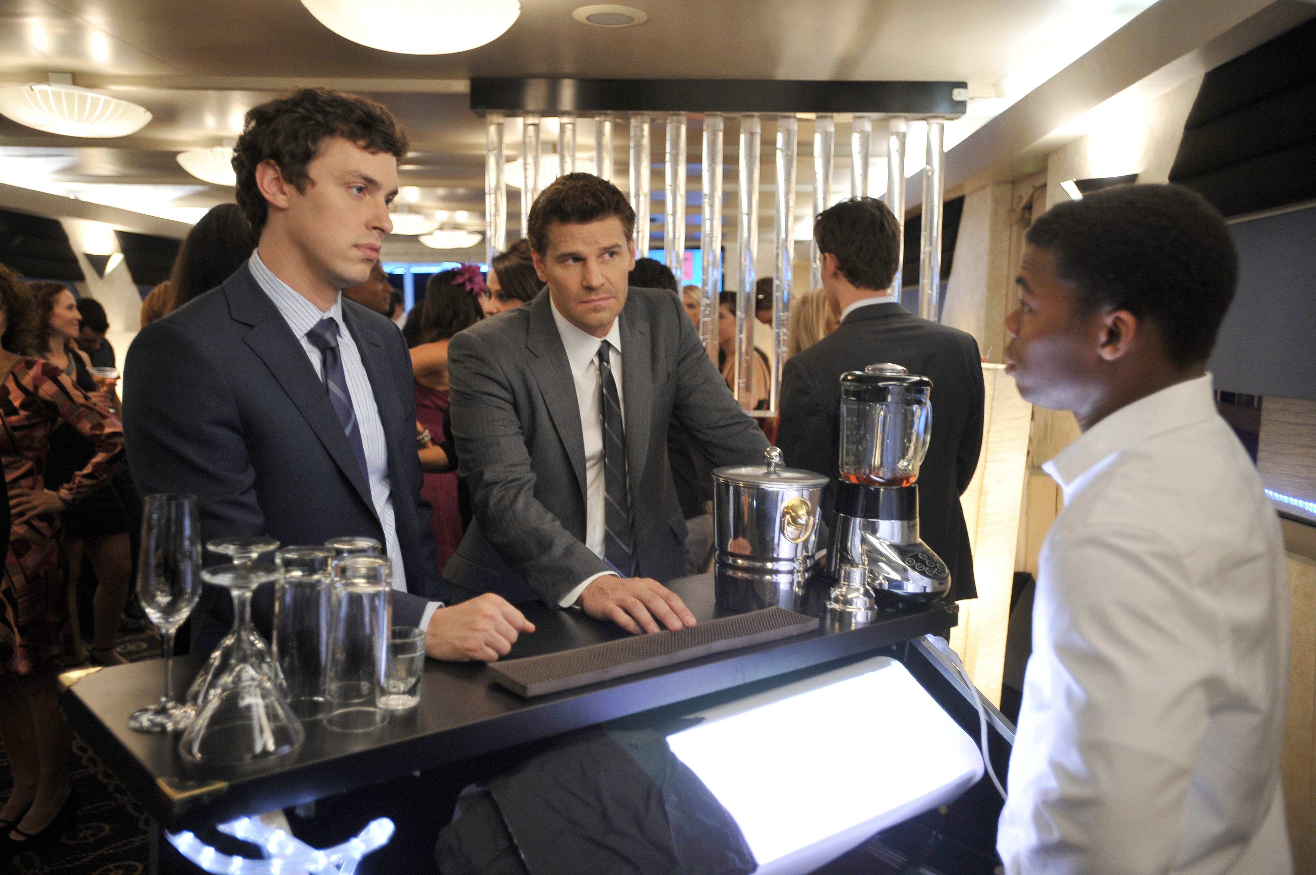 Lance Sweets at a Bar HD Wallpaper