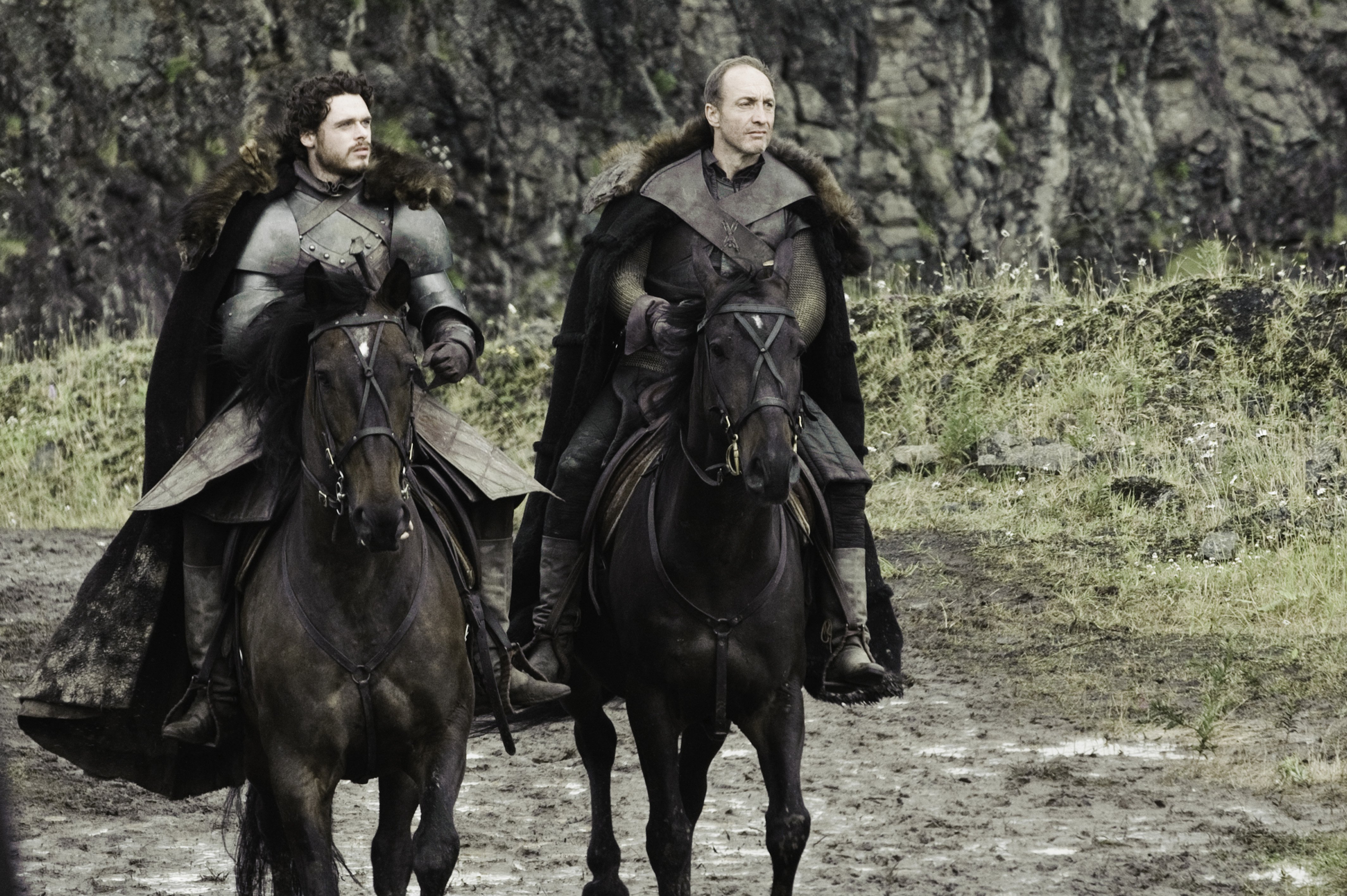 Roose Bolton and another man on horseback HD Wallpaper
