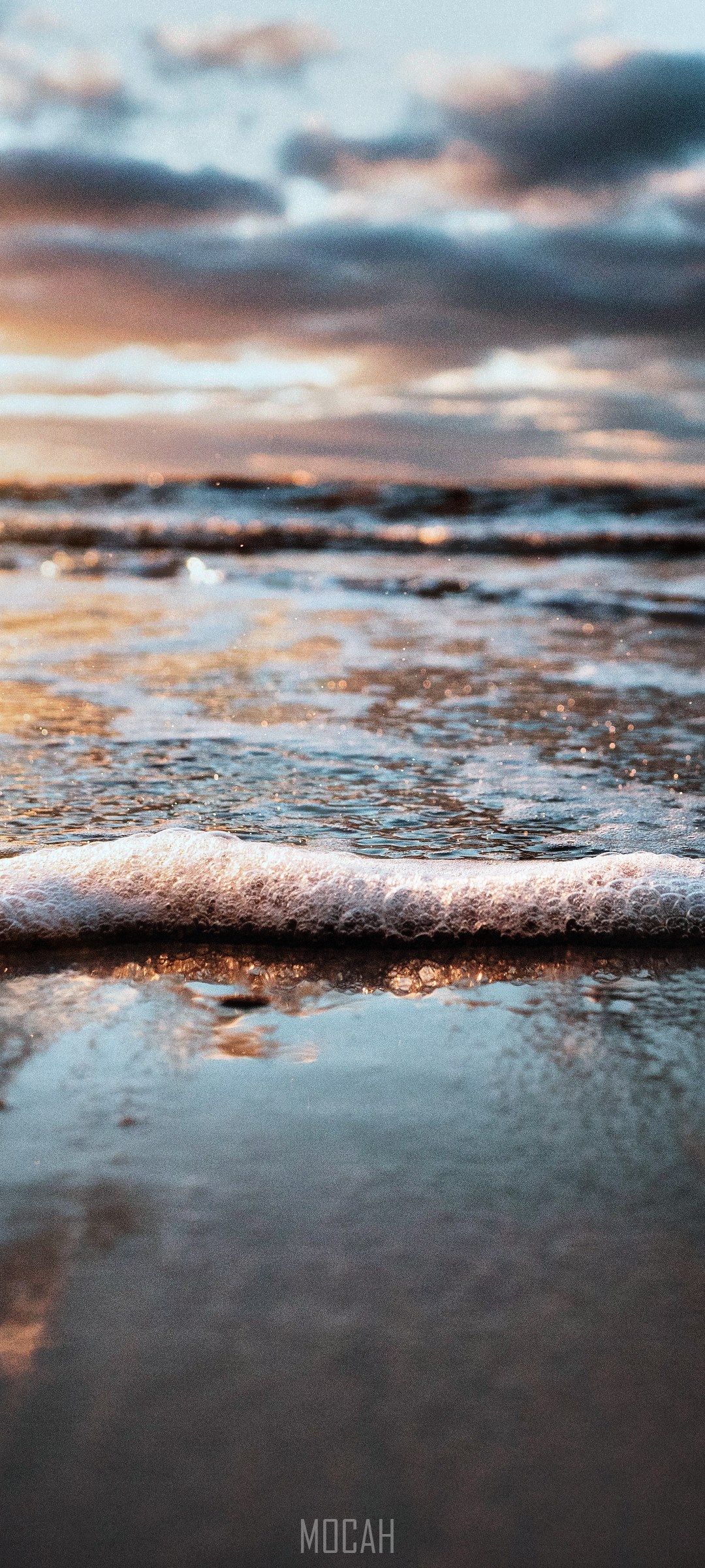 Ocean waves and clouds at sunset HD Phone Wallpaper