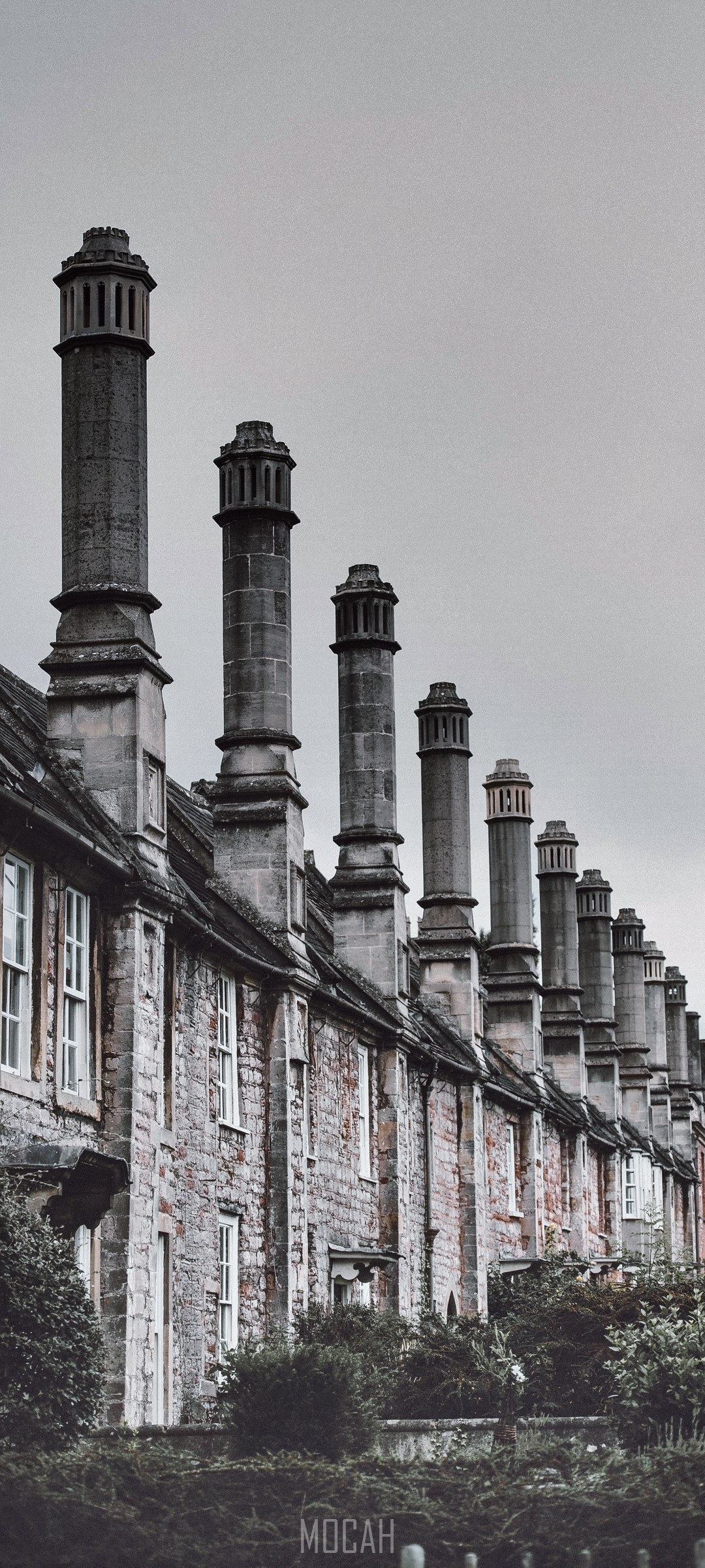 Vicars Close Wells with Chimneys HD Phone Wallpaper