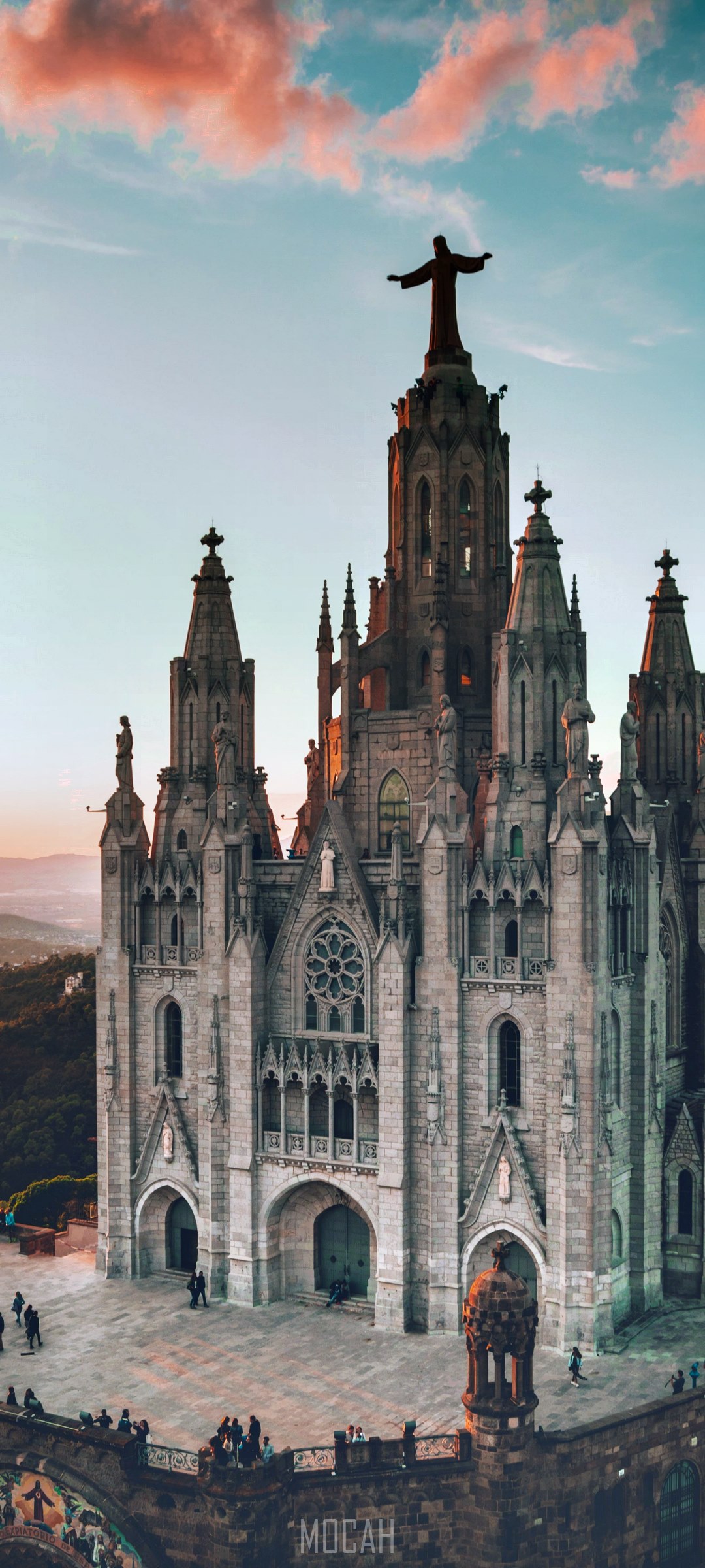 Temple Expiatori del Sagrat Cor, Barcelona HD Phone Wallpaper