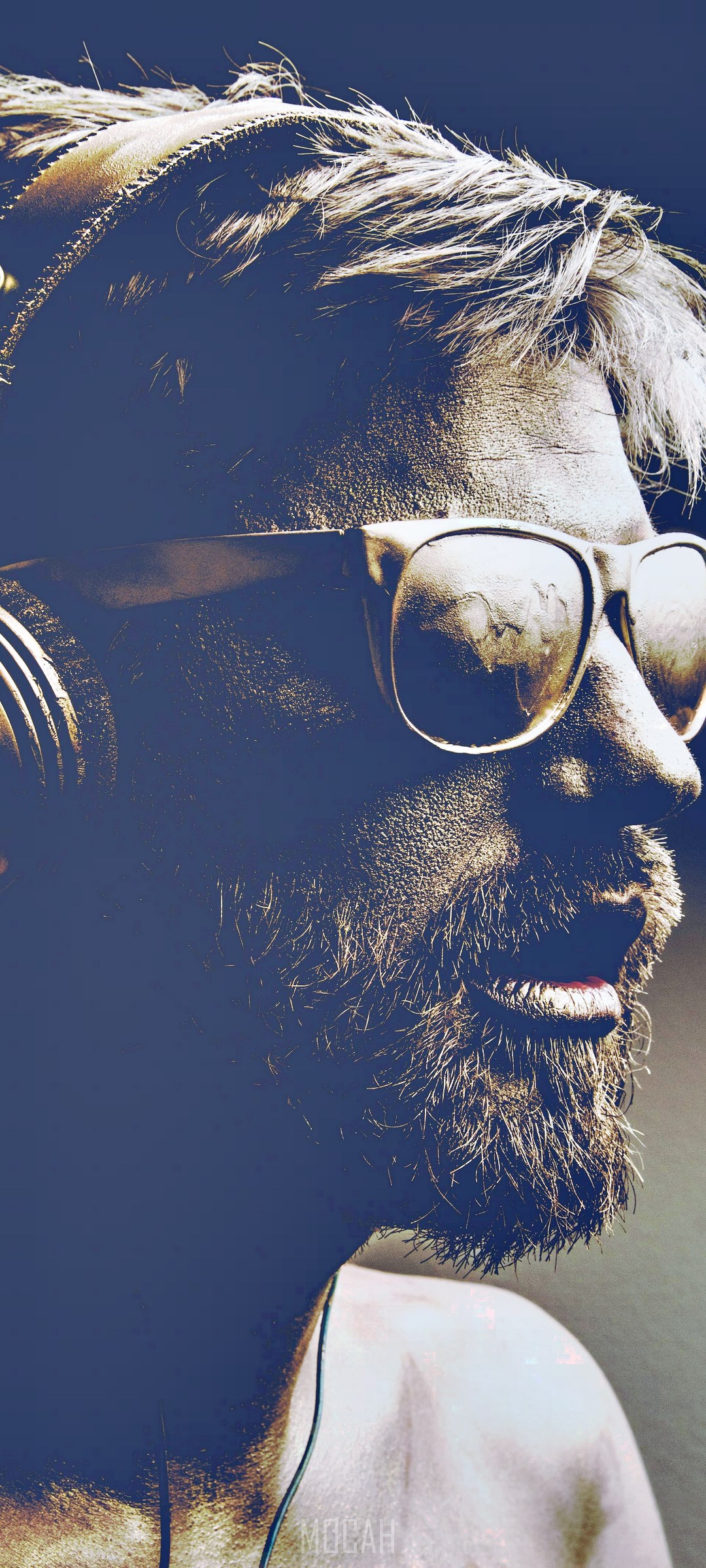 Man with headphones and sunglasses HD Phone Wallpaper